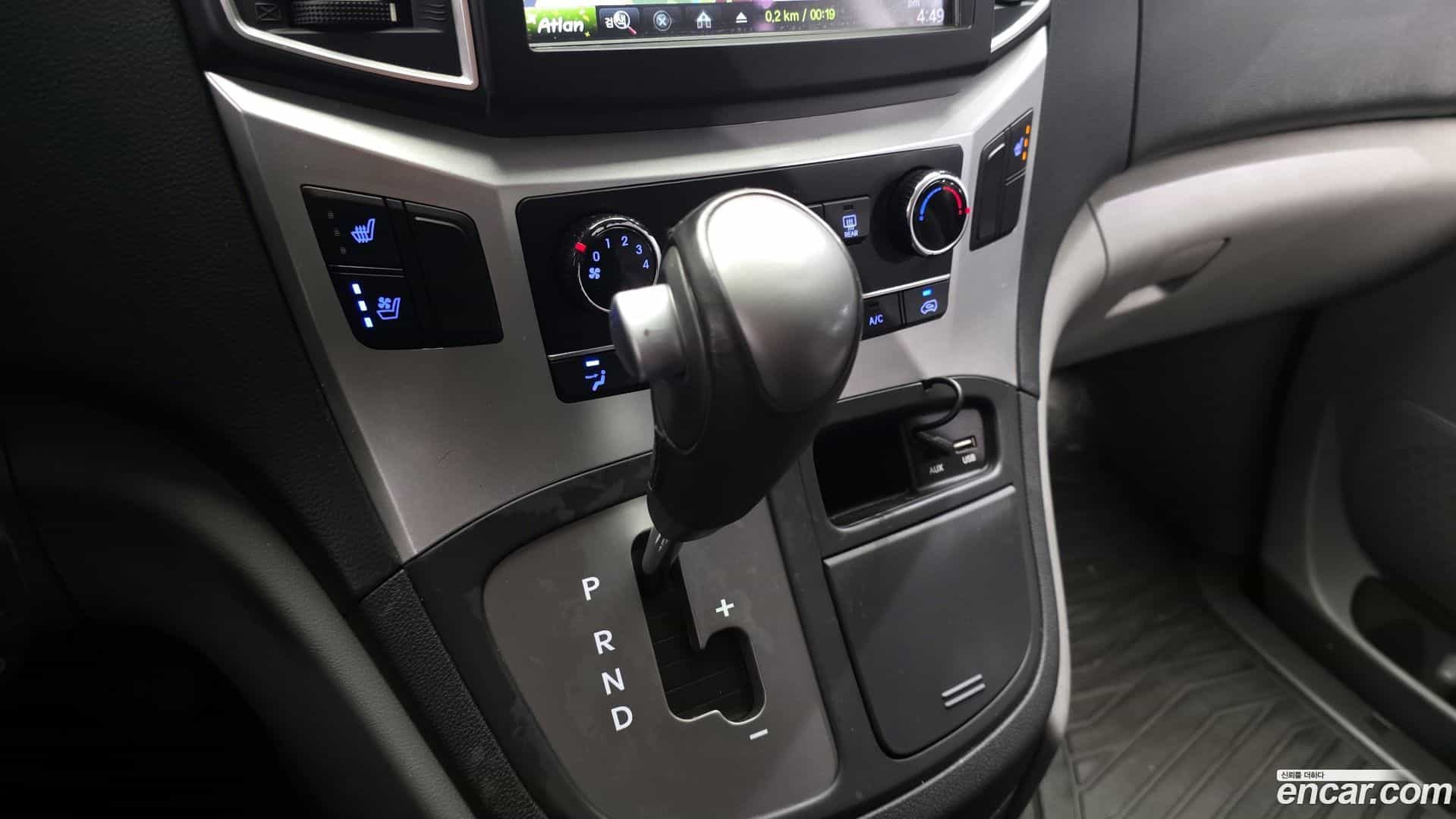 Starex Hyundai 2018.9-INNER-009
