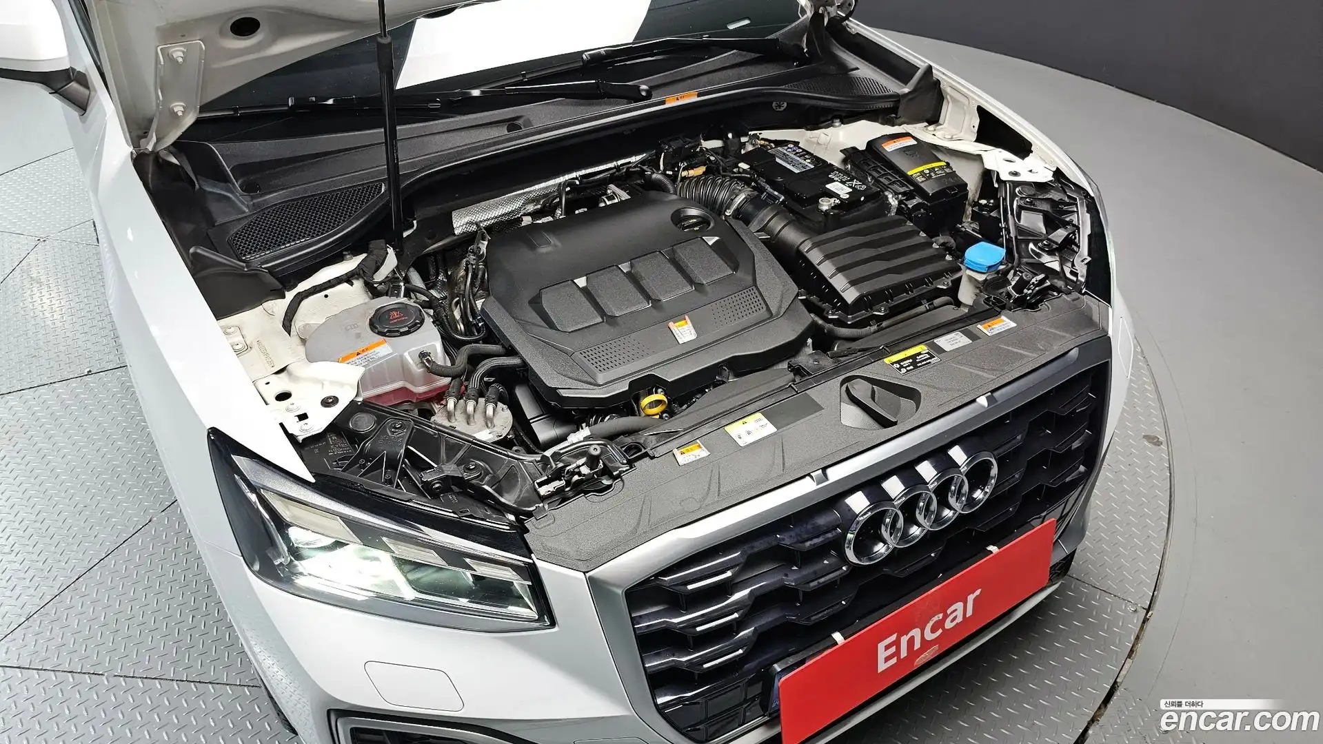 Q2 Audi 2023.2-OUTER-006