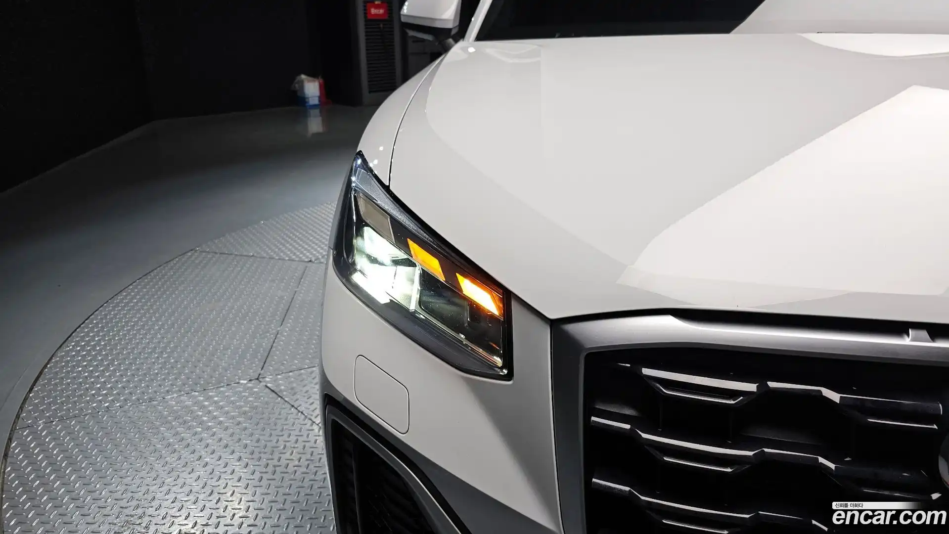 Q2 Audi 2023.2-OUTER-032