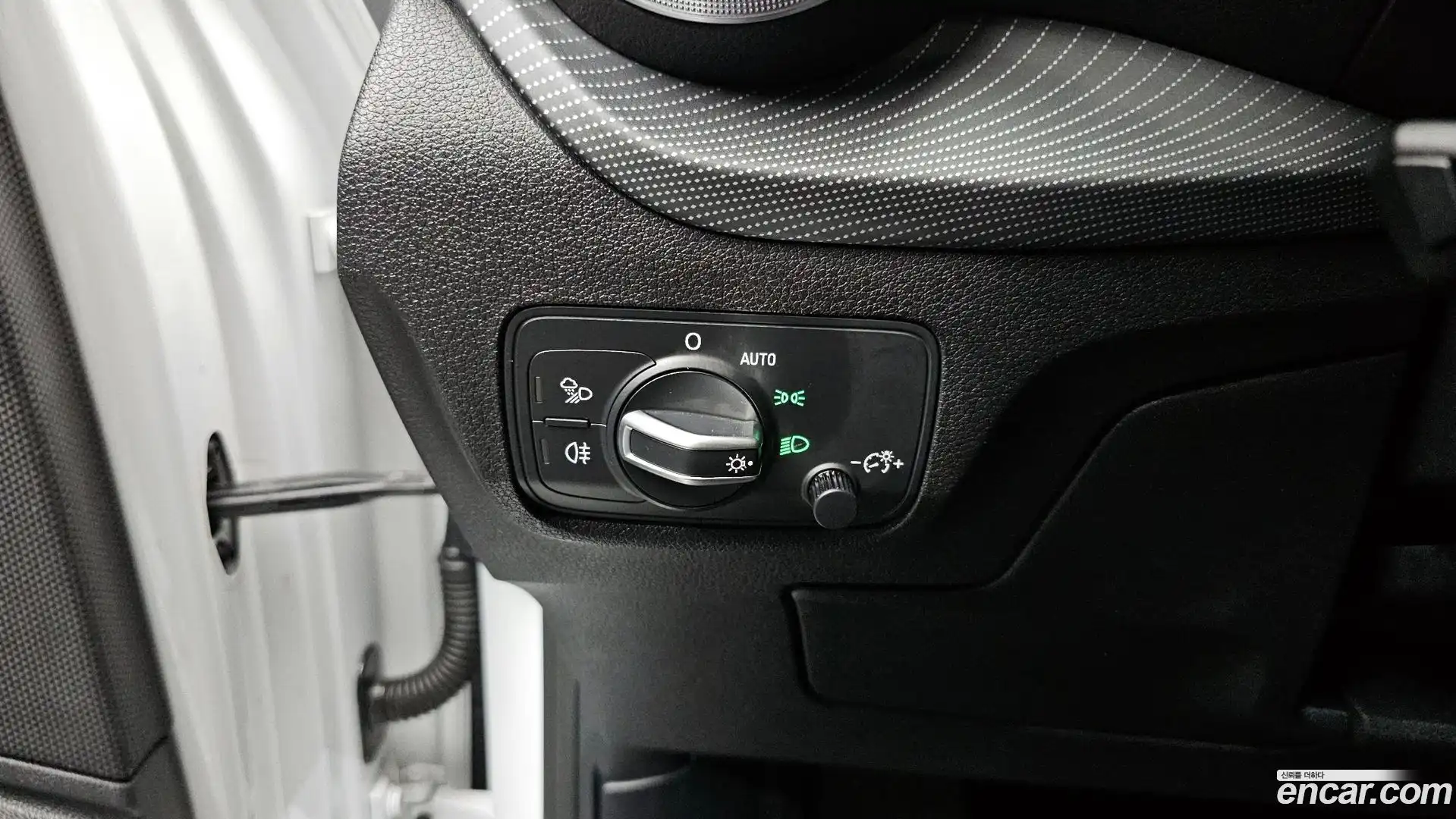 Q2 Audi 2023.2-OPTION-040