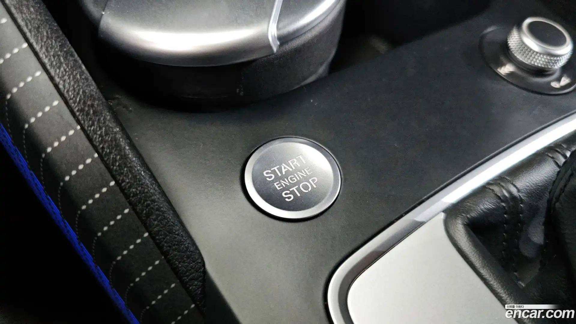 Q2 Audi 2023.2-OPTION-041