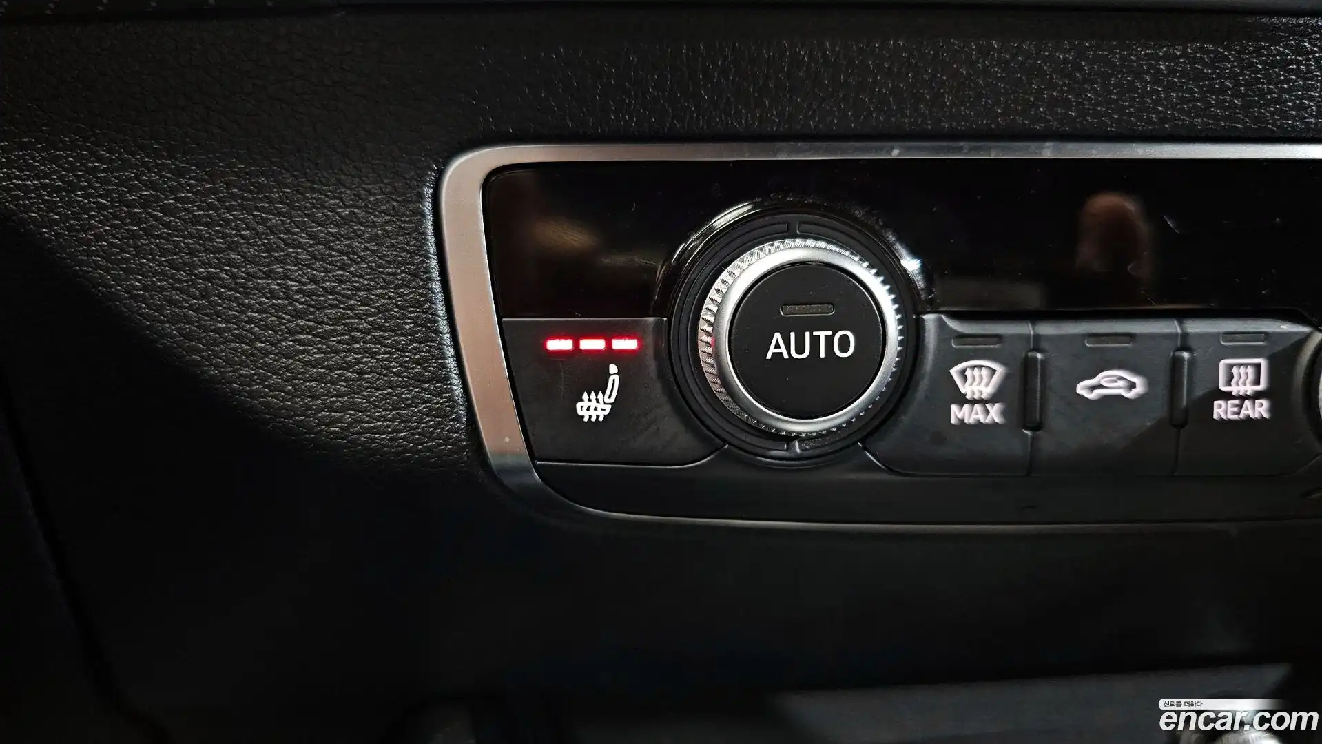 Q2 Audi 2023.2-OPTION-042