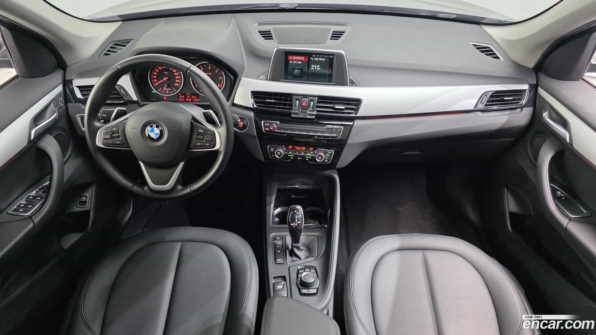 X1 BMW 2018.8-INNER-007