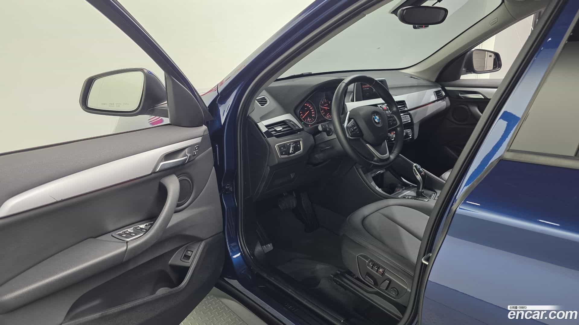 X1 BMW 2018.8-INNER-010