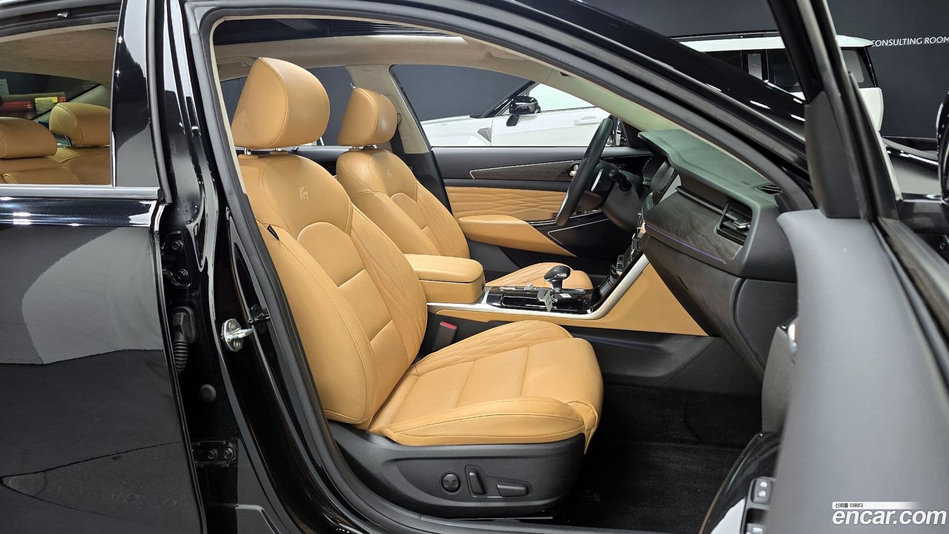 Main__Slider__Photo:K7 Kia 2020.5-10