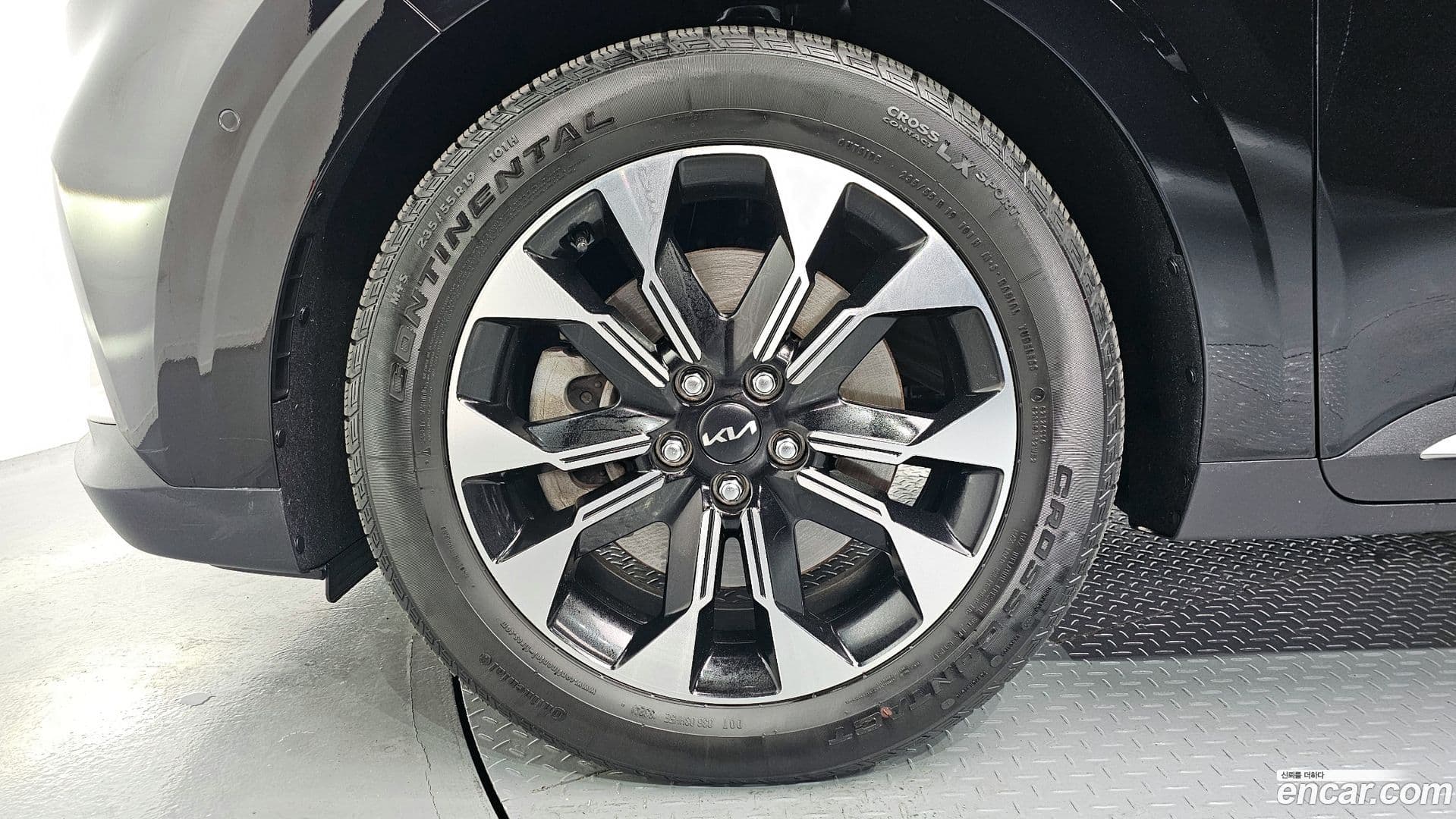 Main__Slider__Photo:Canival Kia 2022.9-4