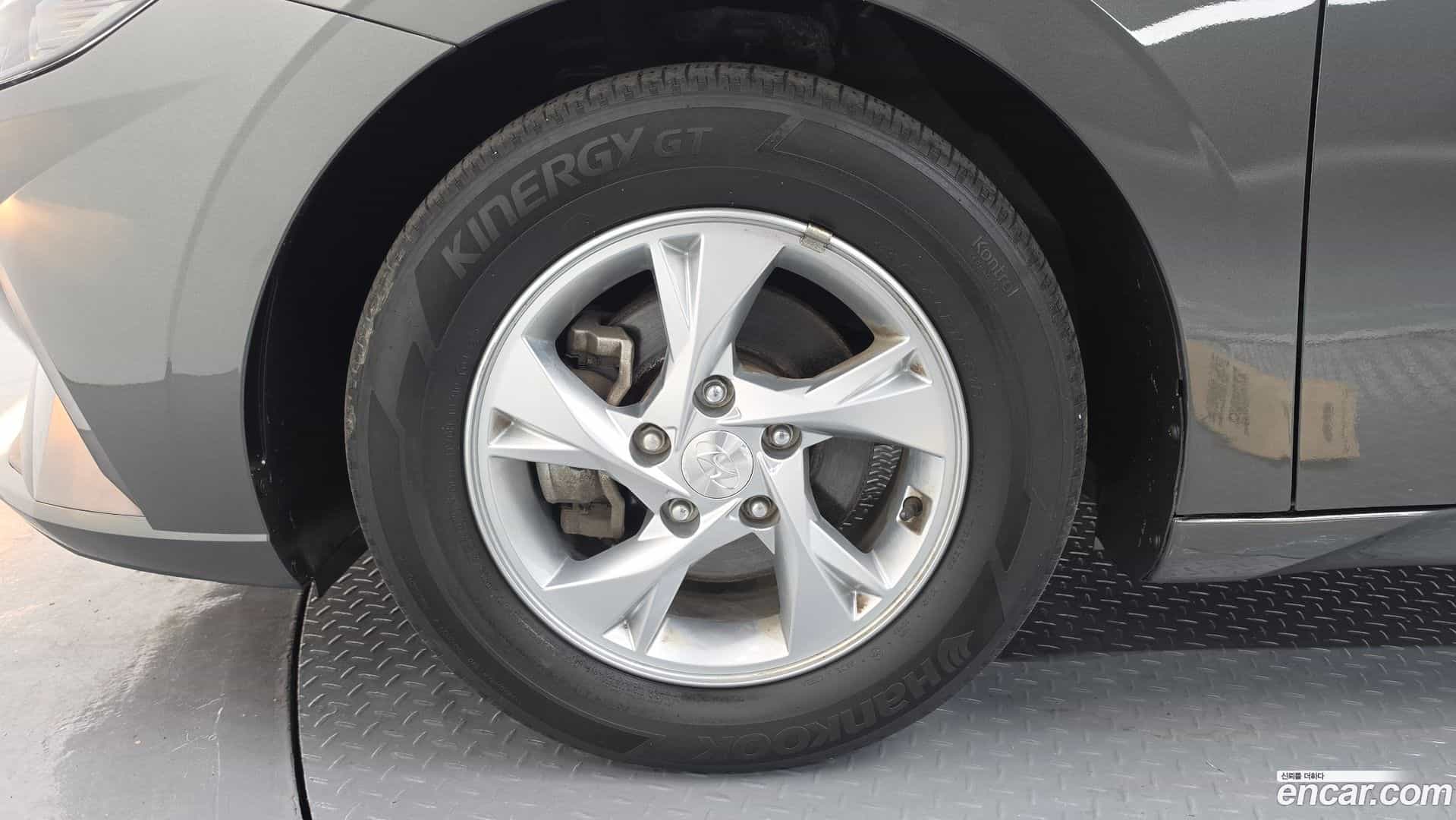 AVANTE Hyundai 2022.0-OUTER-005