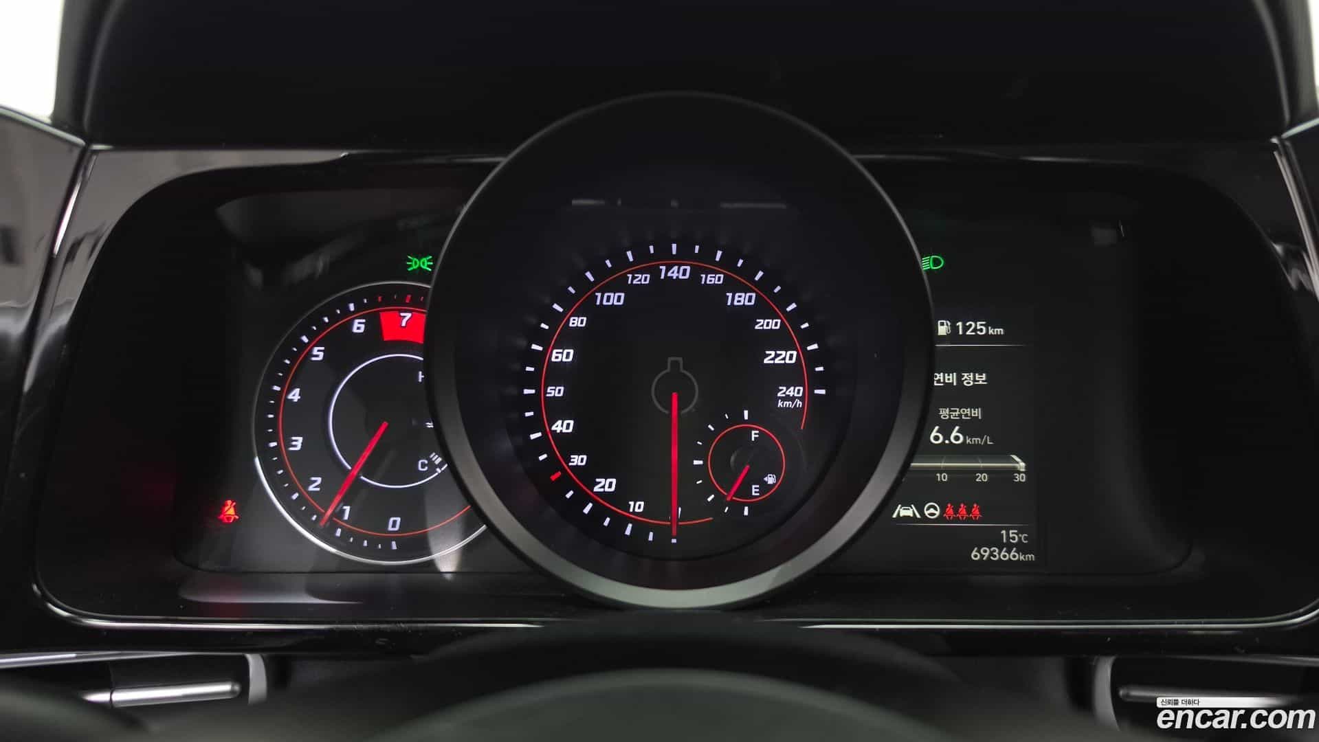AVANTE Hyundai 2022.0-INNER-008