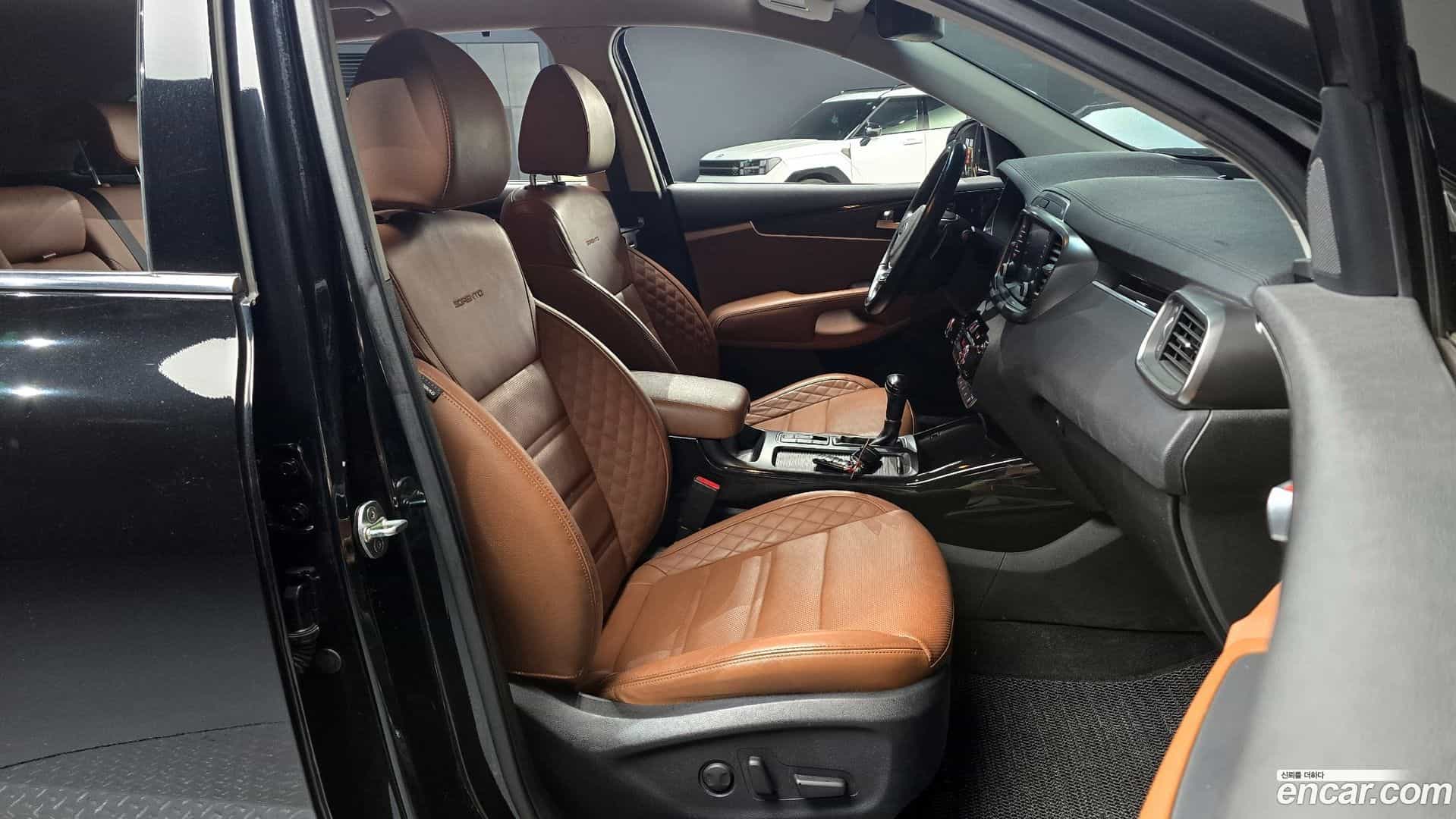 Sorento Kia 2018.7-OPTION-015
