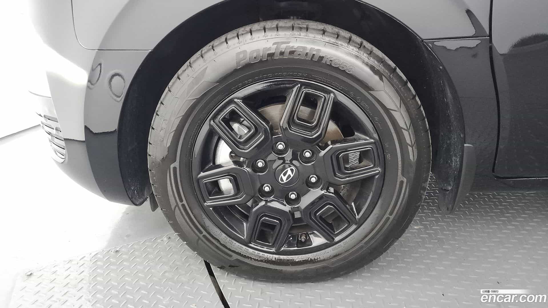 Staria Hyundai 2024.6-OUTER-005