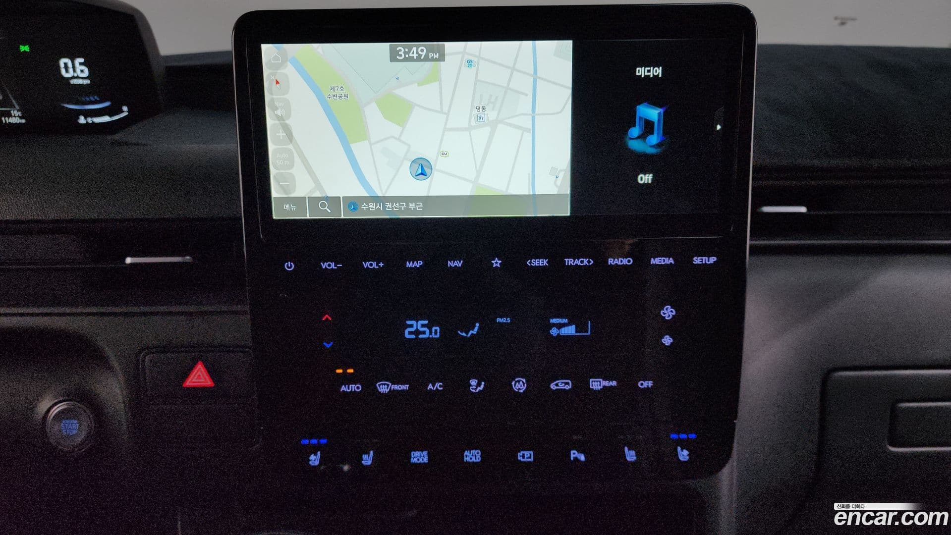 Main__Slider__Photo:Staria Hyundai 2024.6-13