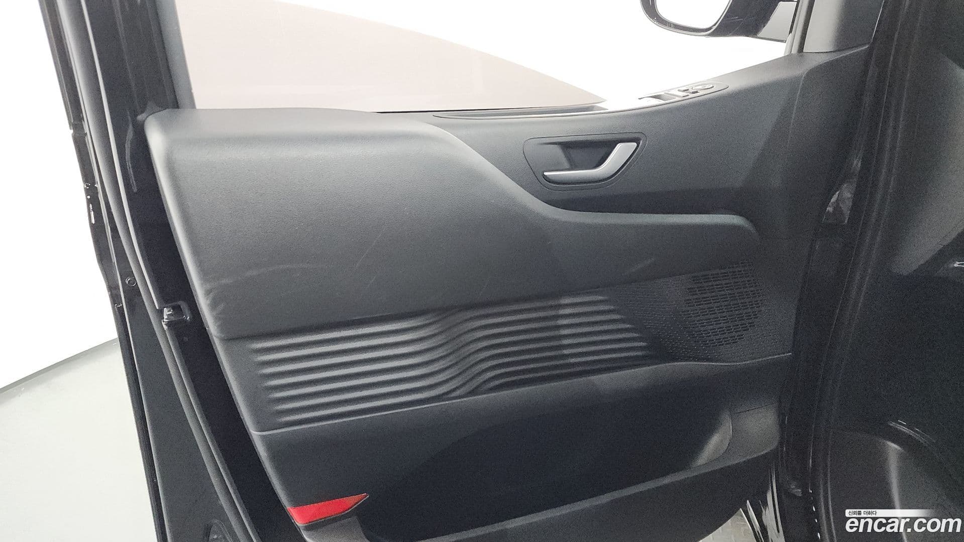 Main__Slider__Photo:Staria Hyundai 2024.6-24
