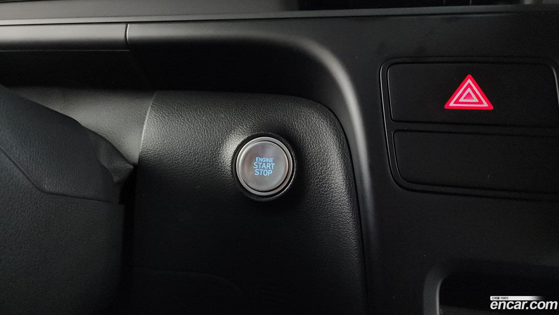 Main__Slider__Photo:Staria Hyundai 2024.6-26