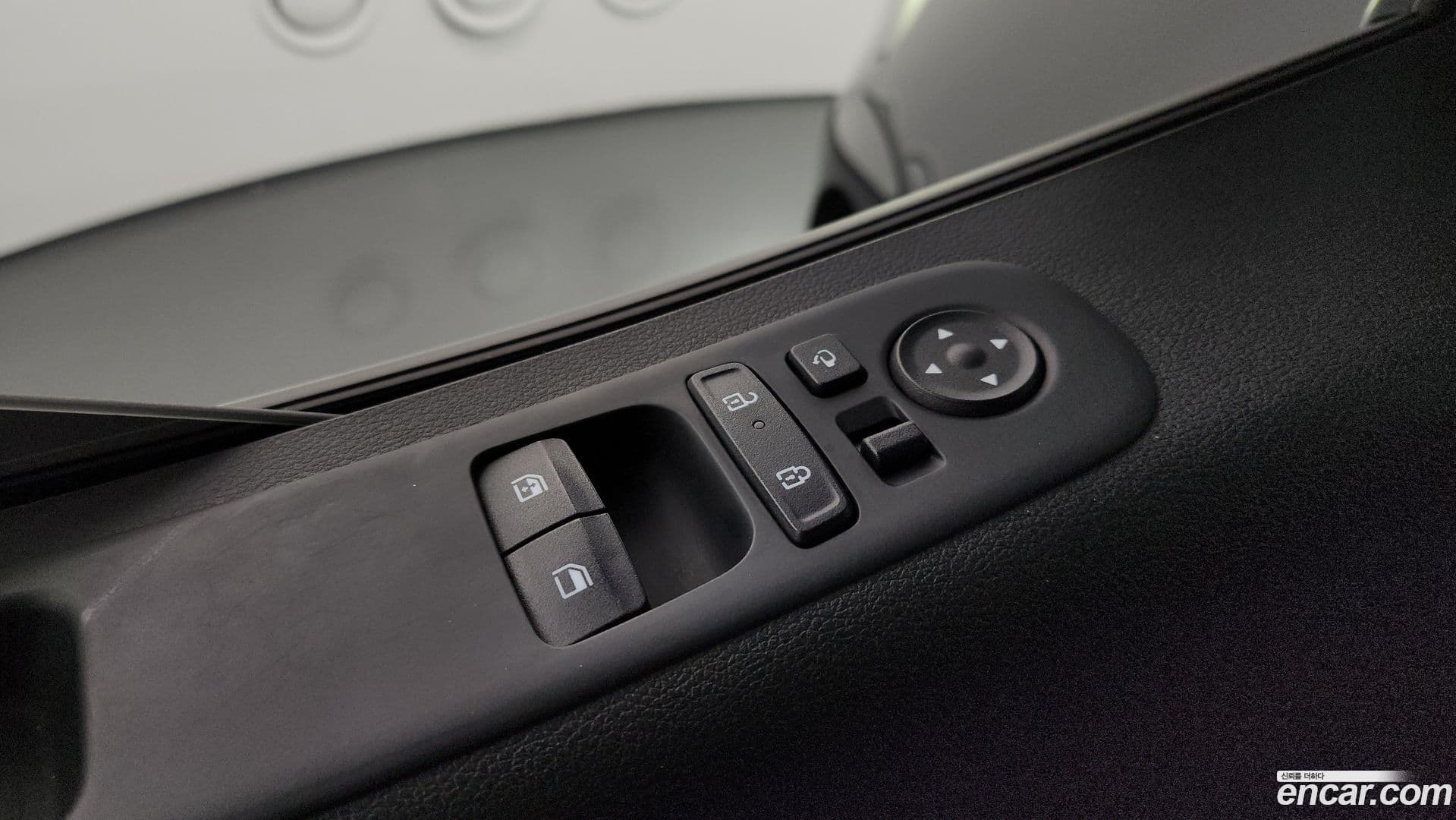 Main__Slider__Photo:Staria Hyundai 2024.6-28
