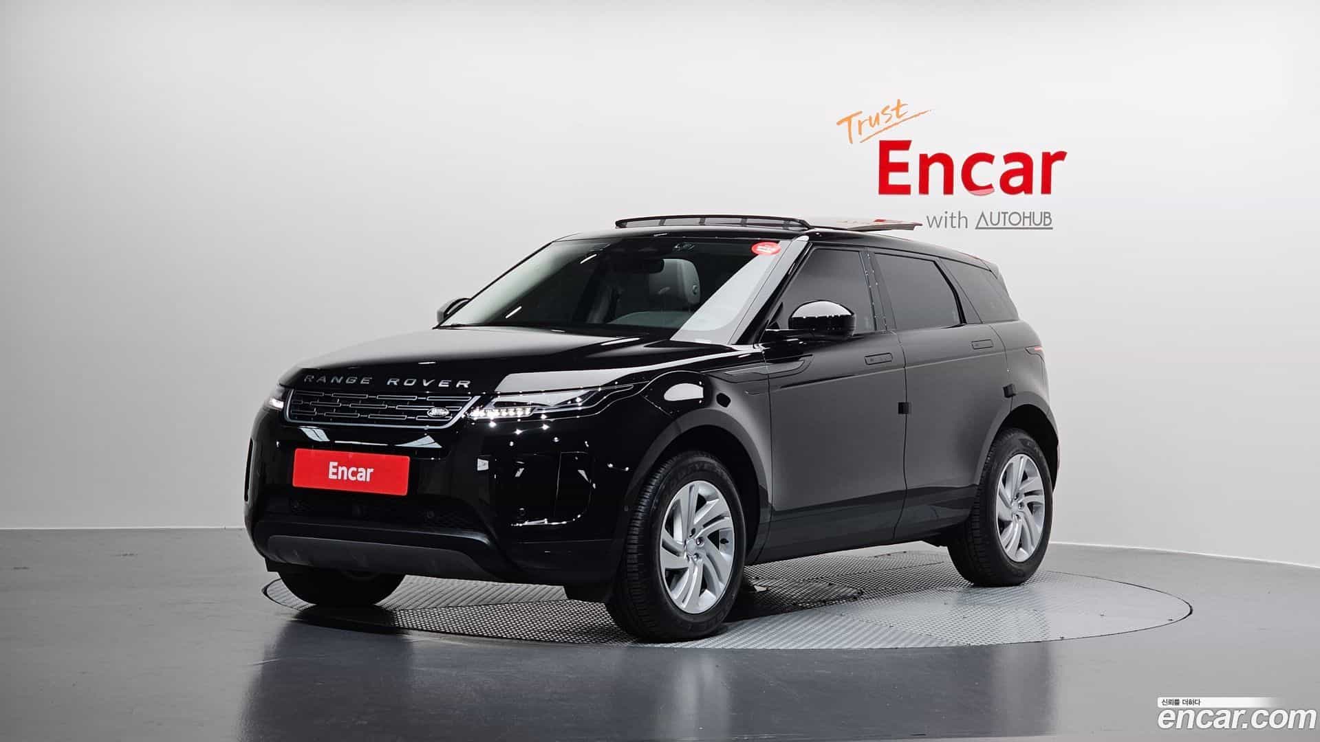 Range Rover Evoque Land Rover 2025.0-OUTER-001
