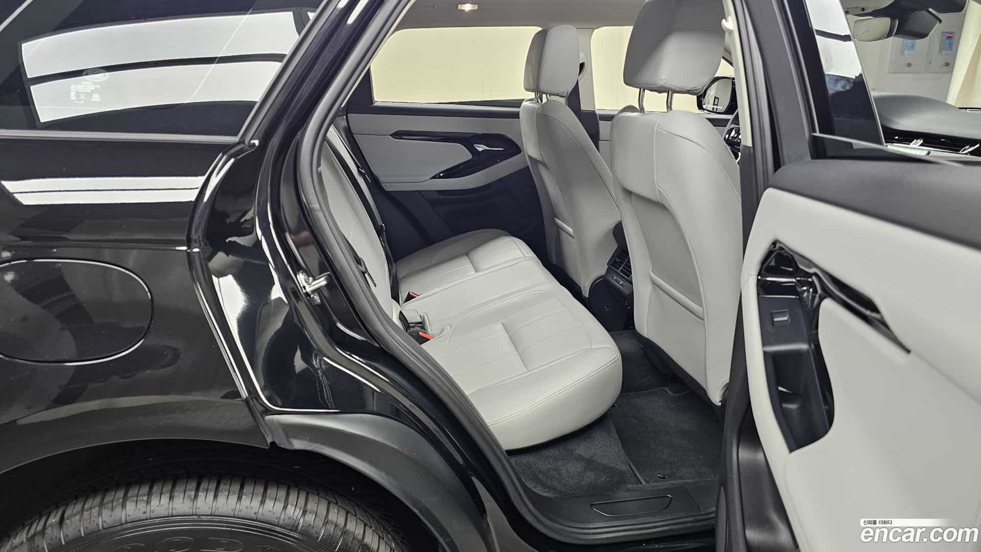 Range Rover Evoque Land Rover 2025.0-OPTION-015