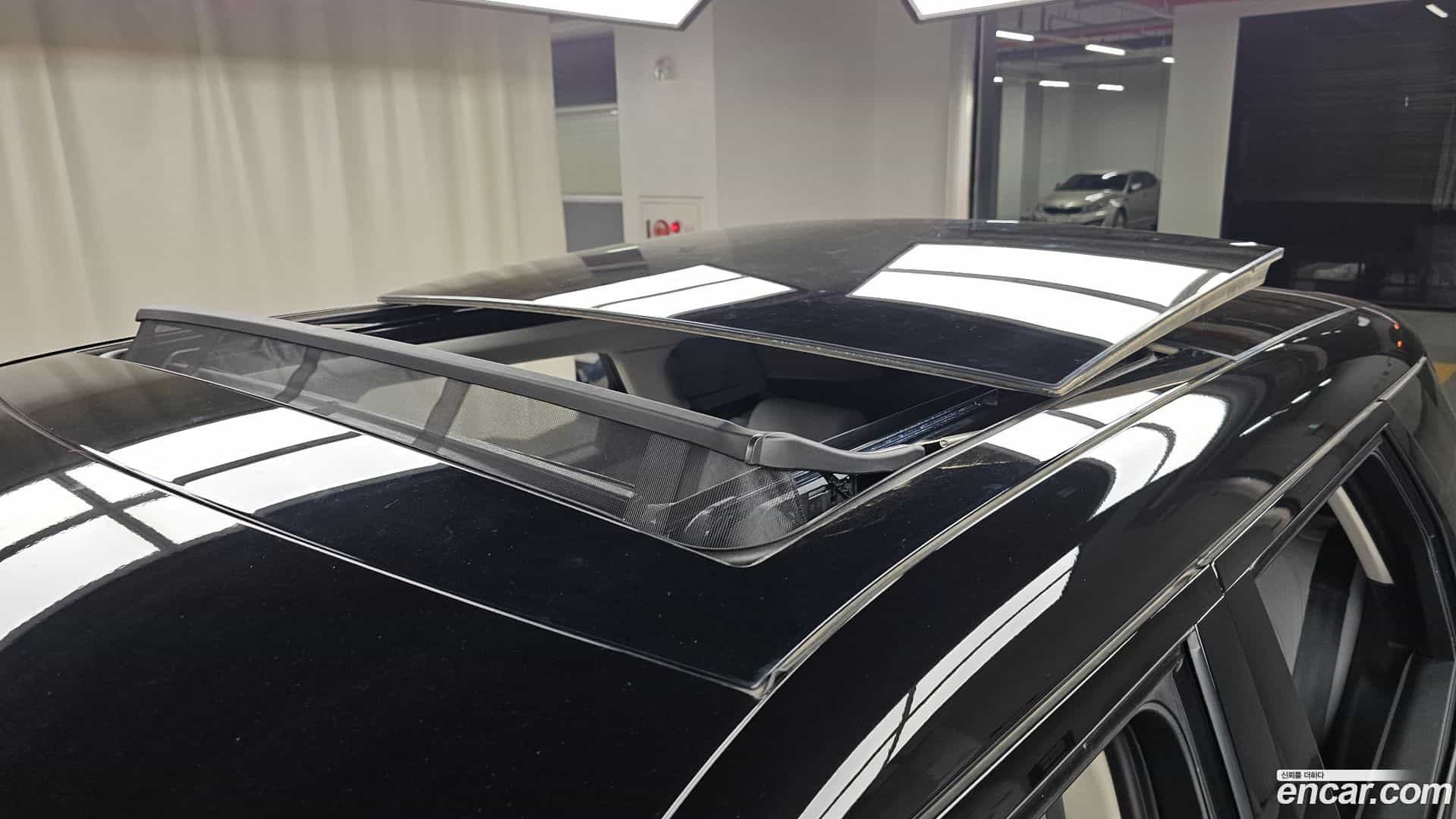 Range Rover Evoque Land Rover 2025.0-OPTION-023
