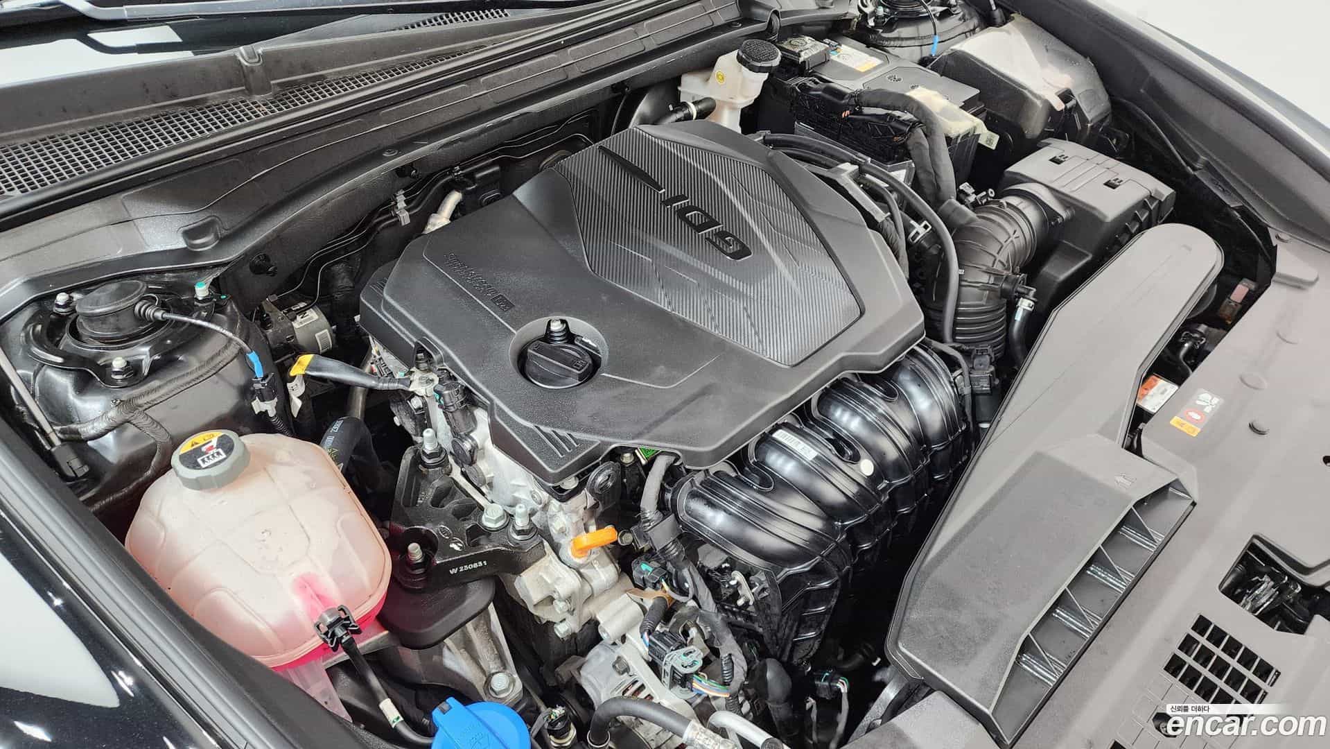 Grandeur Hyundai 2023.8-OUTER-006