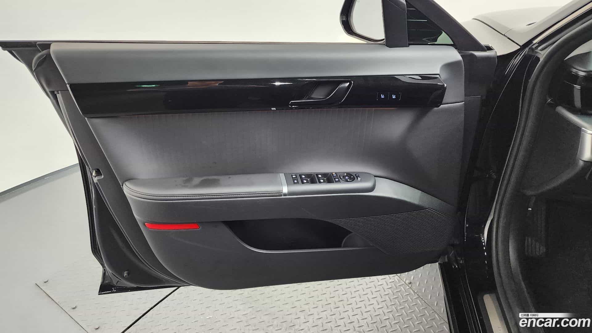 Grandeur Hyundai 2023.8-INNER-034