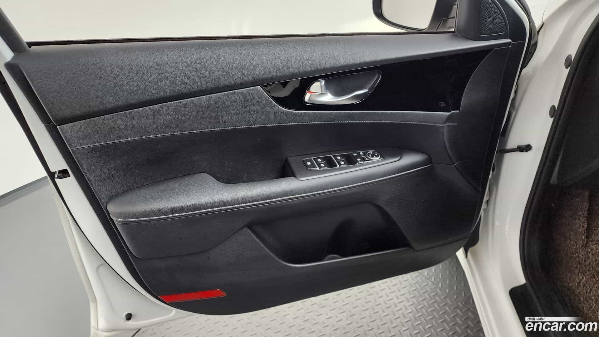 K3 Kia 2022.3-INNER-034