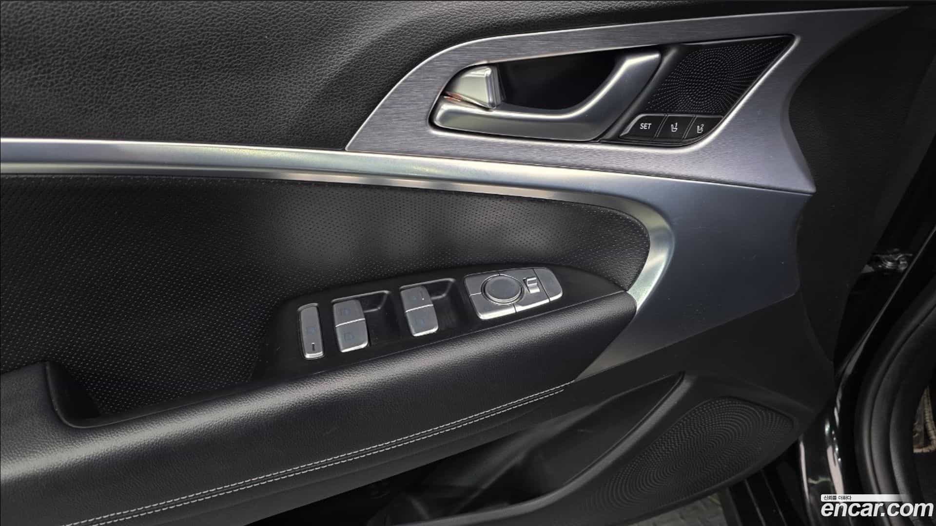 G70 Genesis 2017.11-OPTION-041