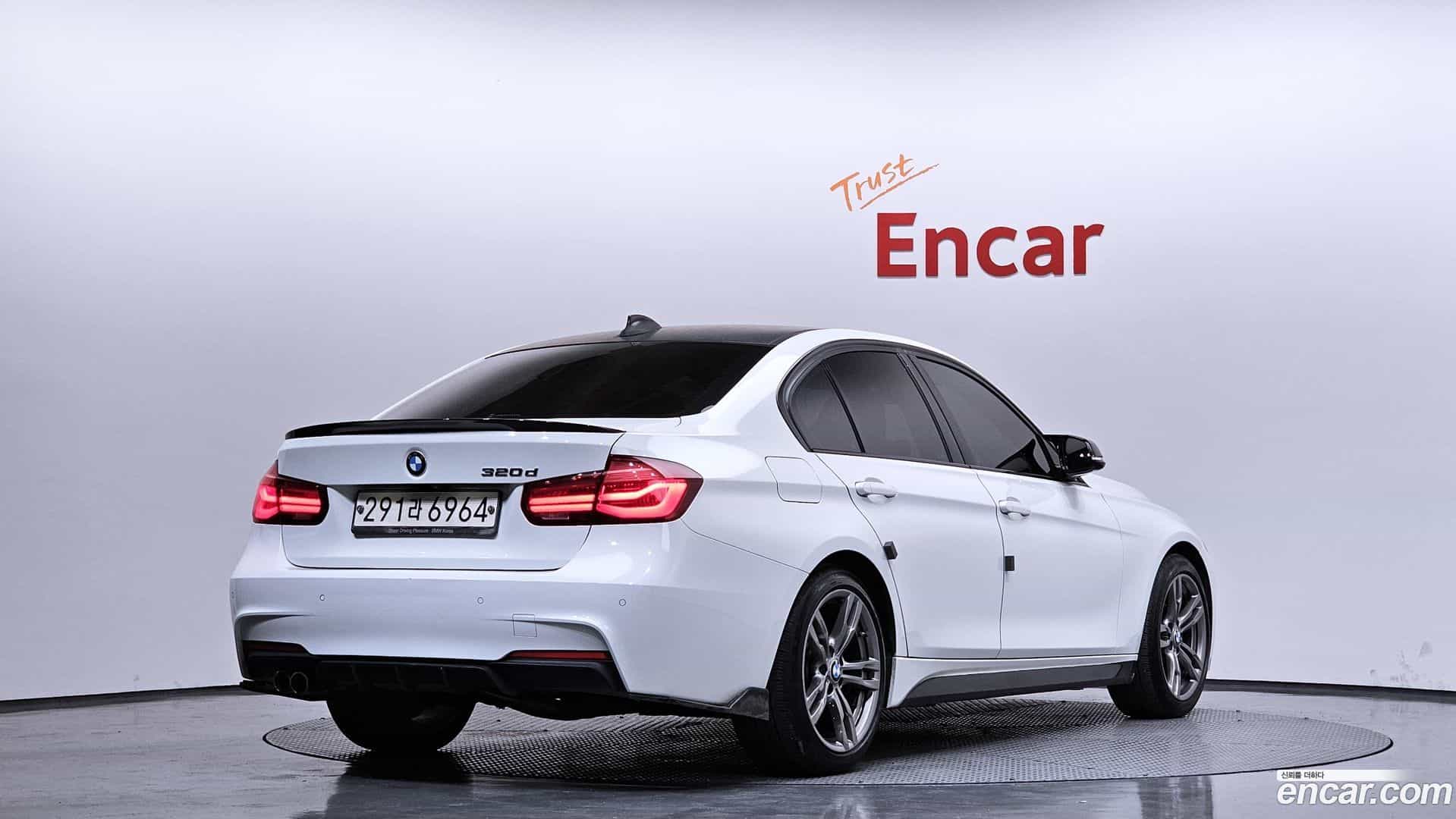 3-Series BMW 2018.11-OUTER-002