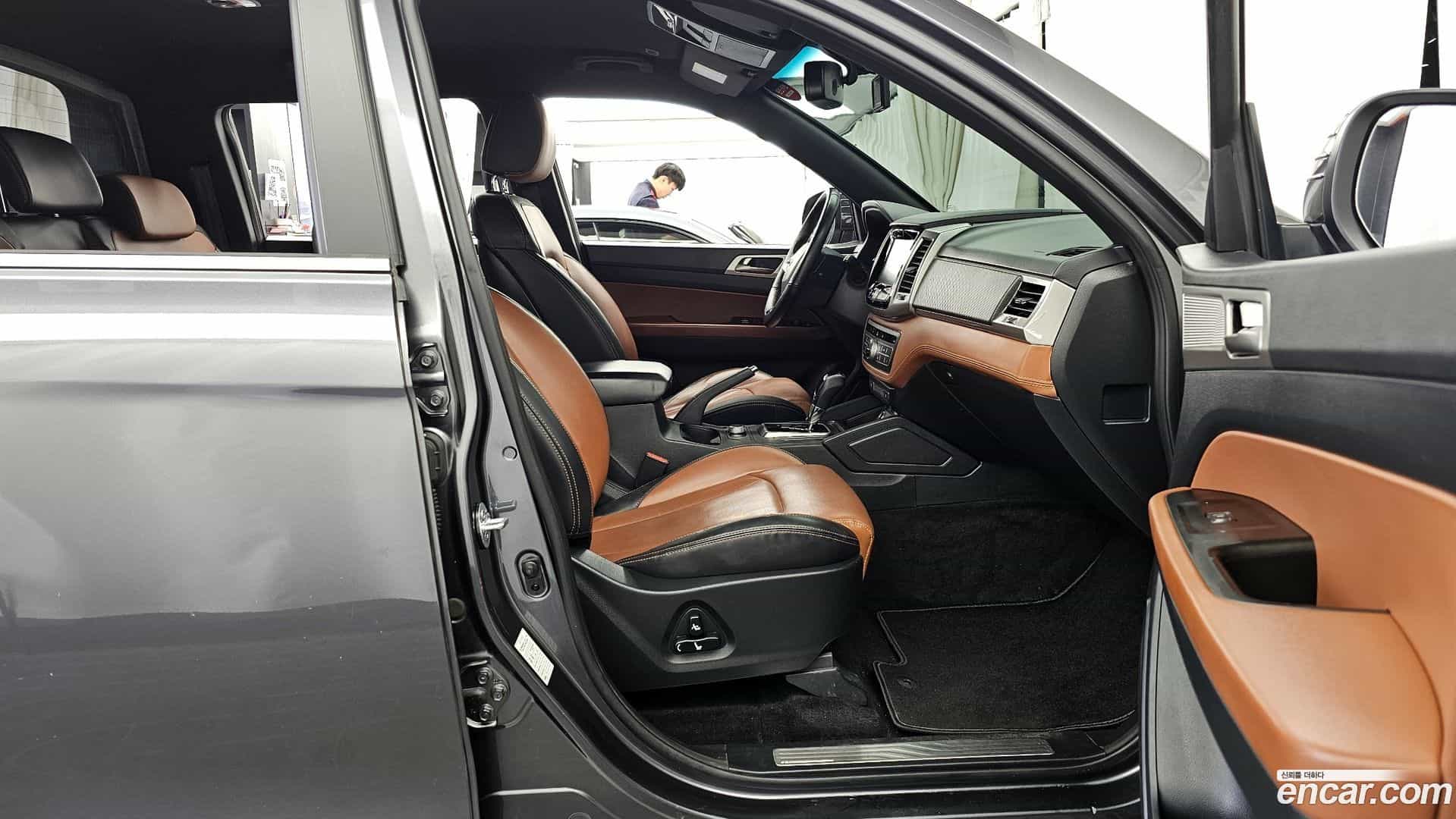 Rexton KG Mobility 2018.9-OPTION-015