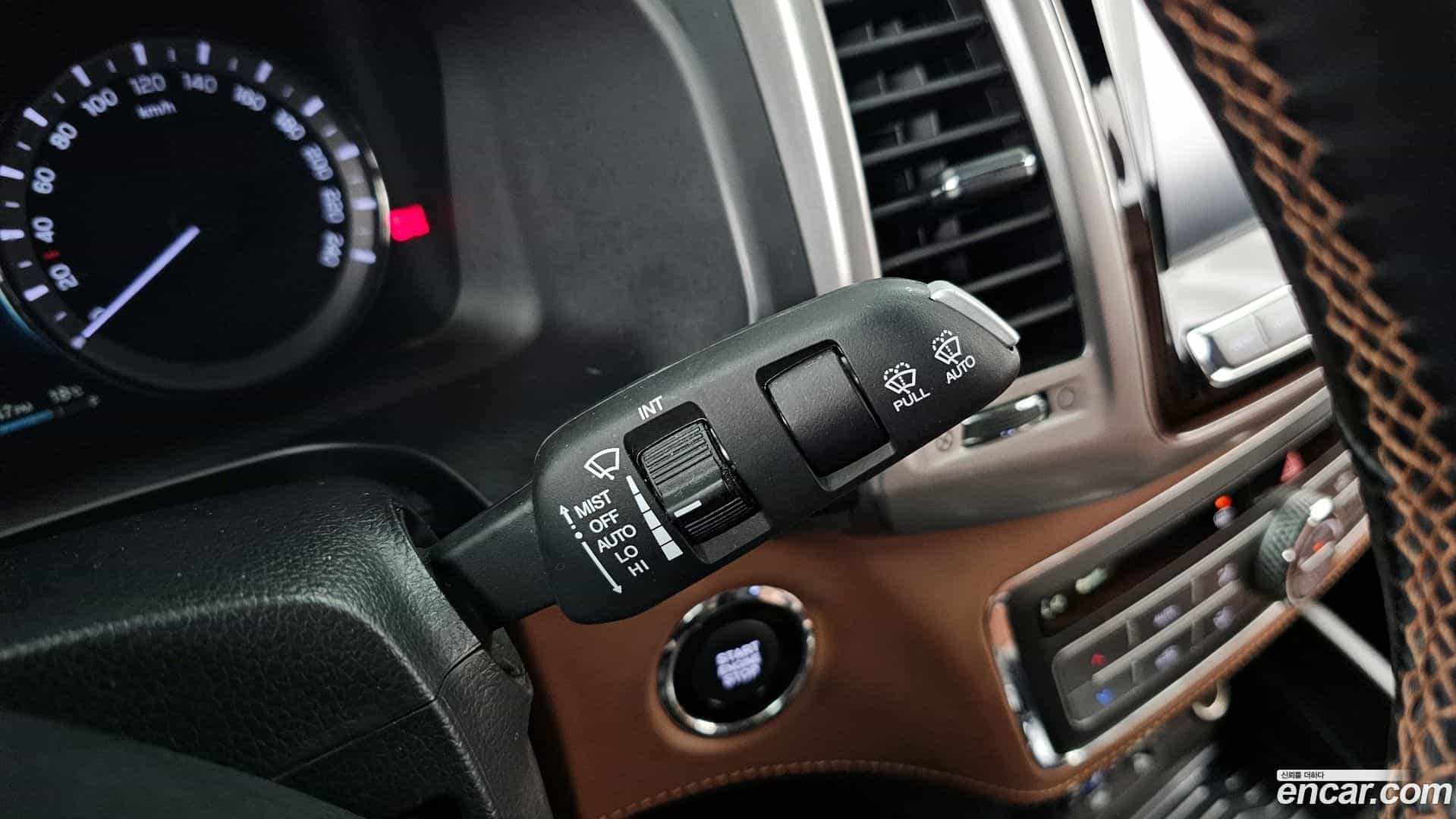 Rexton KG Mobility 2018.9-OPTION-022
