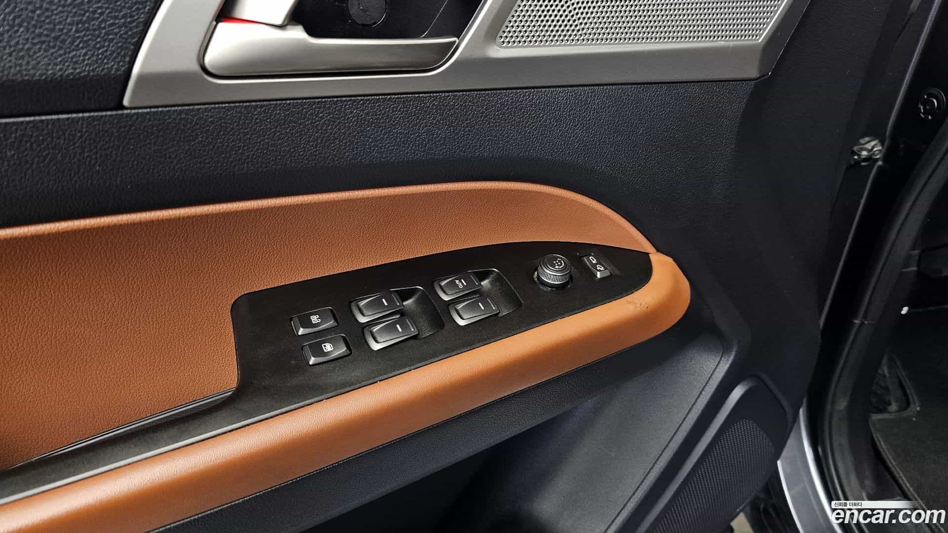 Rexton KG Mobility 2018.9-OPTION-048