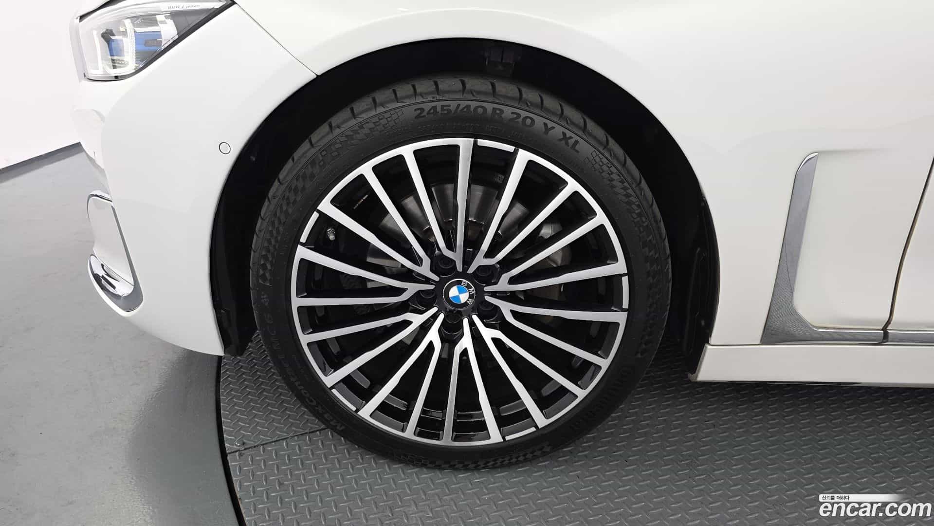 7-Series BMW 2020.1-OUTER-005