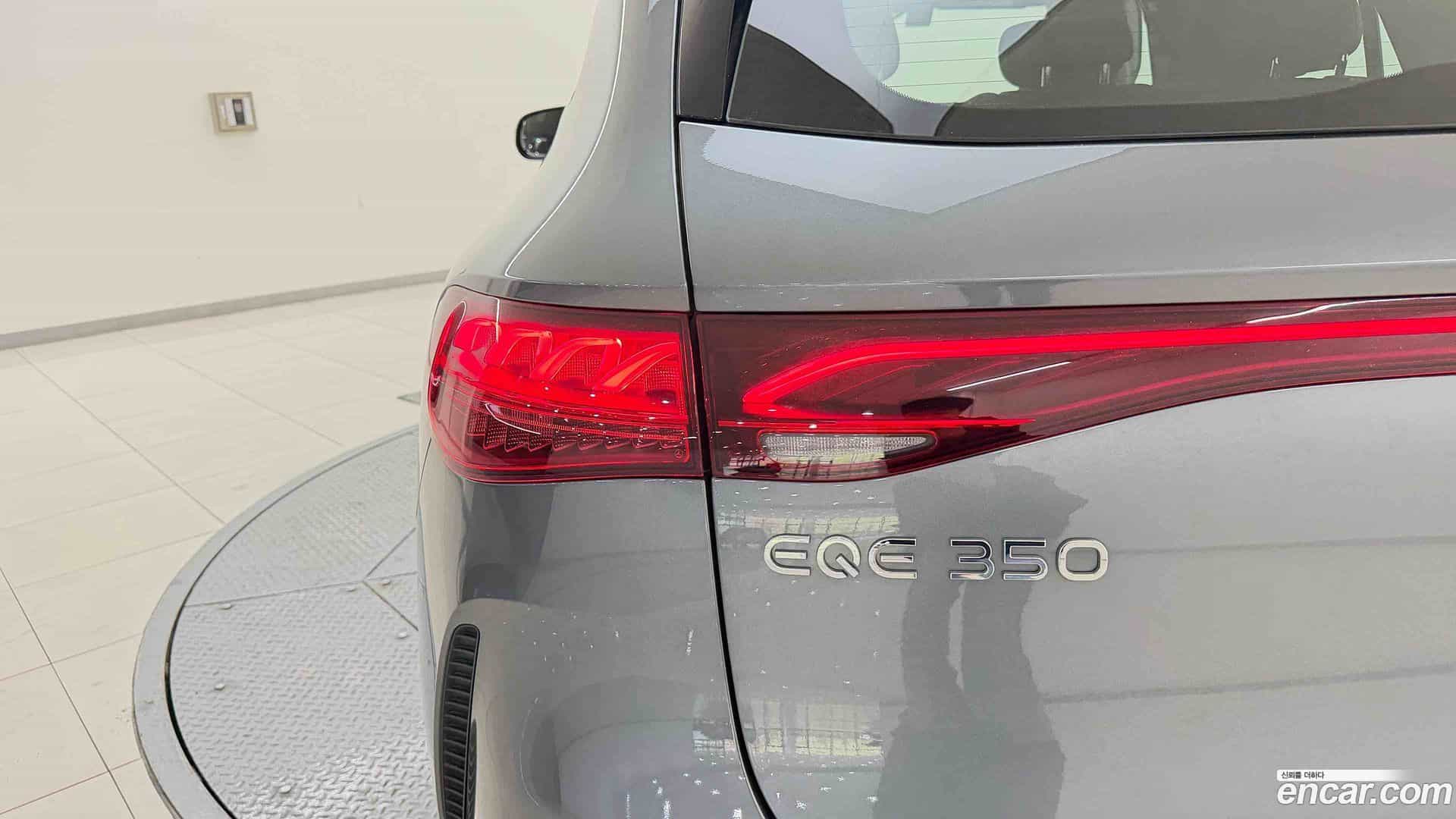 EQE Mercedes-Benz 2025.4-OPTION-015