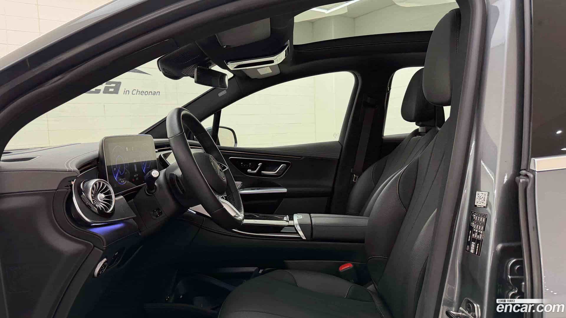 EQE Mercedes-Benz 2025.4-OPTION-022