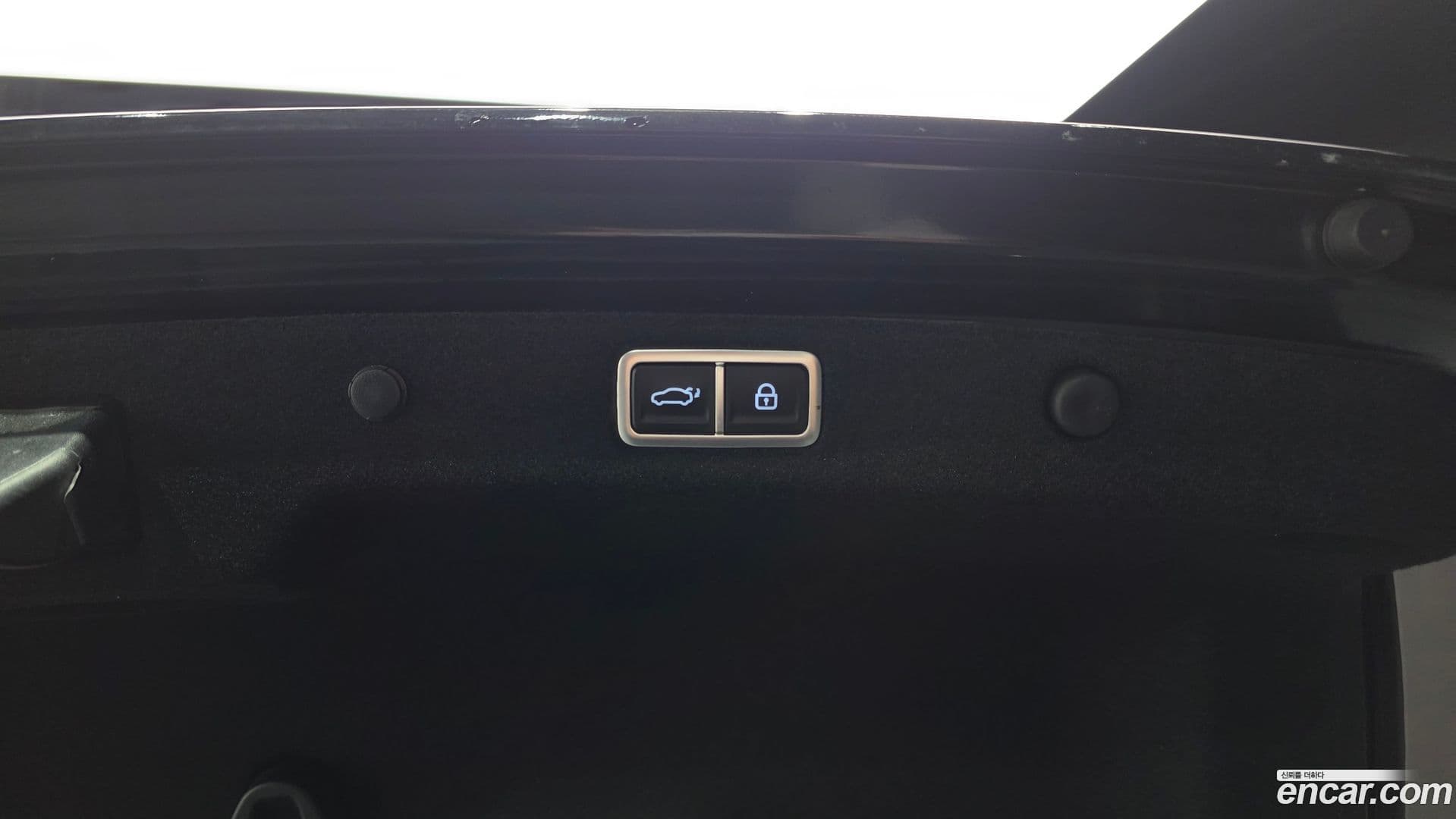 Main__Slider__Photo:Grandeur Hyundai 2023.1-19