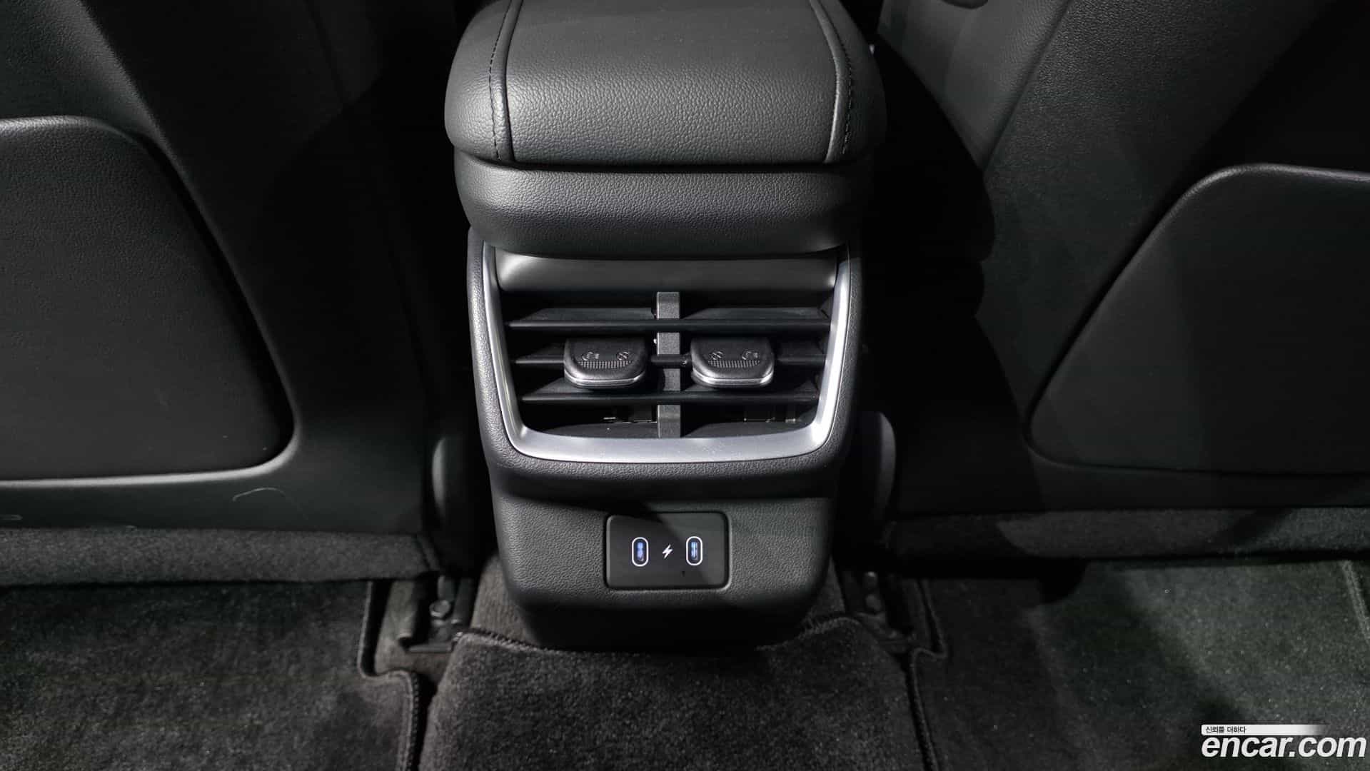 Grandeur Hyundai 2023.1-OPTION-042