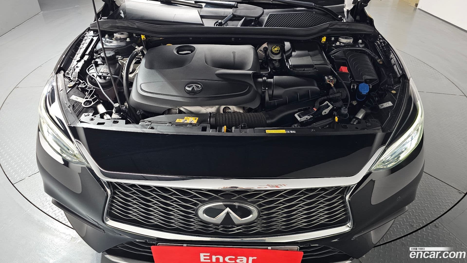 Main__Slider__Photo:Q30 Infiniti 2019.10-5