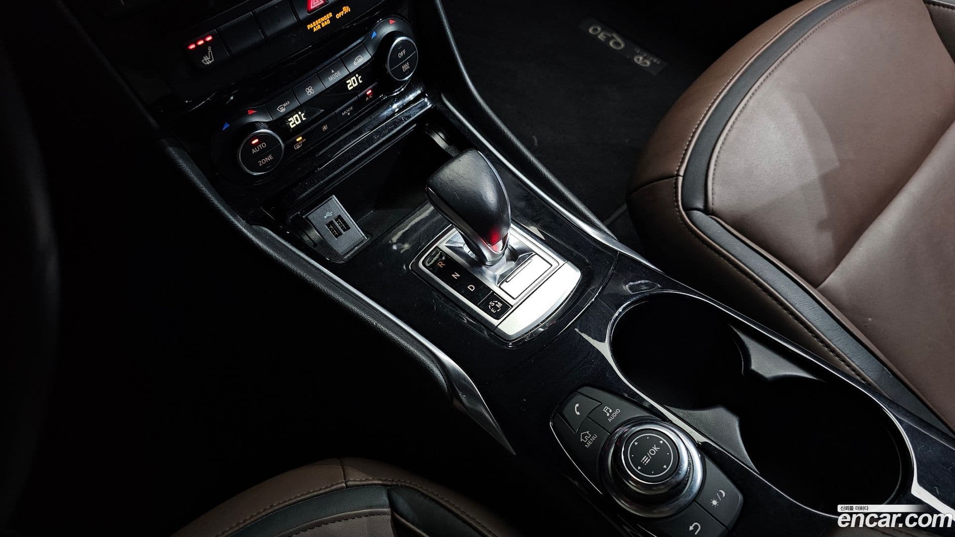 Main__Slider__Photo:Q30 Infiniti 2019.10-8
