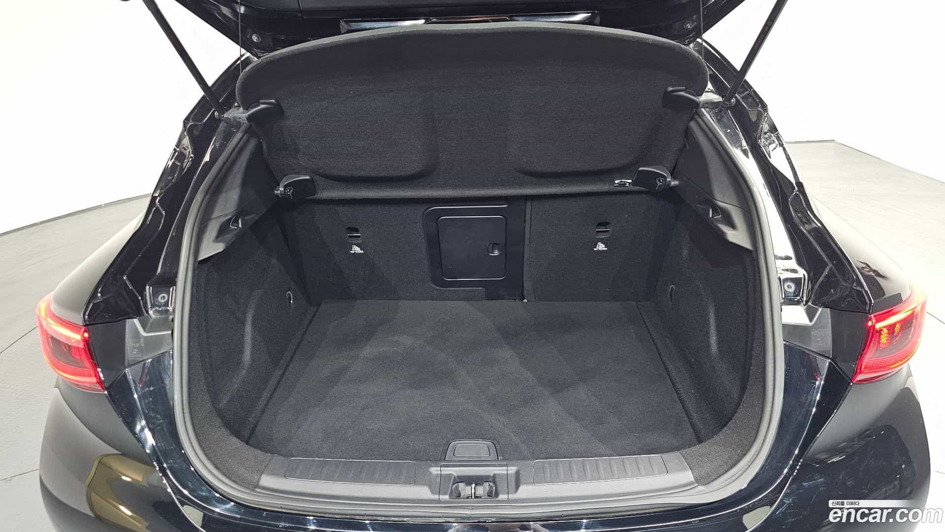 Q30 Infiniti 2019.10-OPTION-024