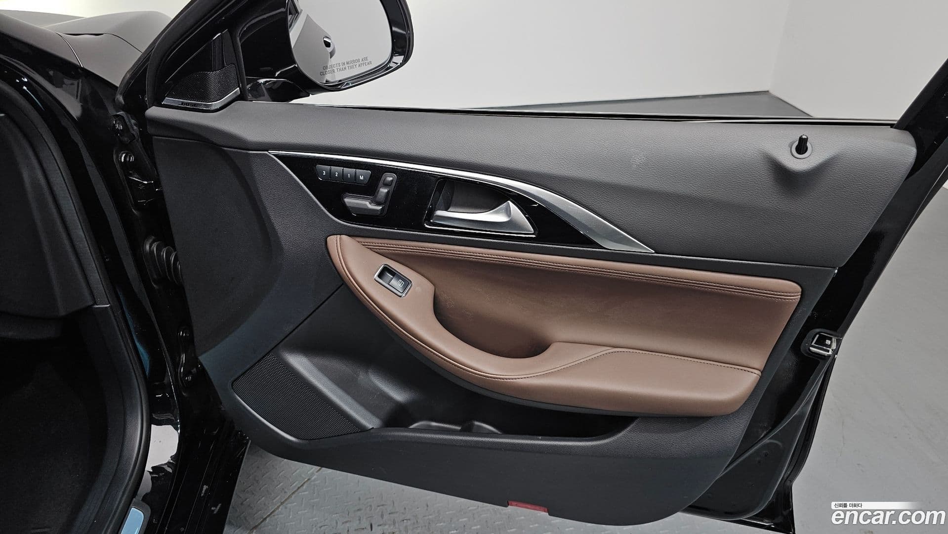 Main__Slider__Photo:Q30 Infiniti 2019.10-23