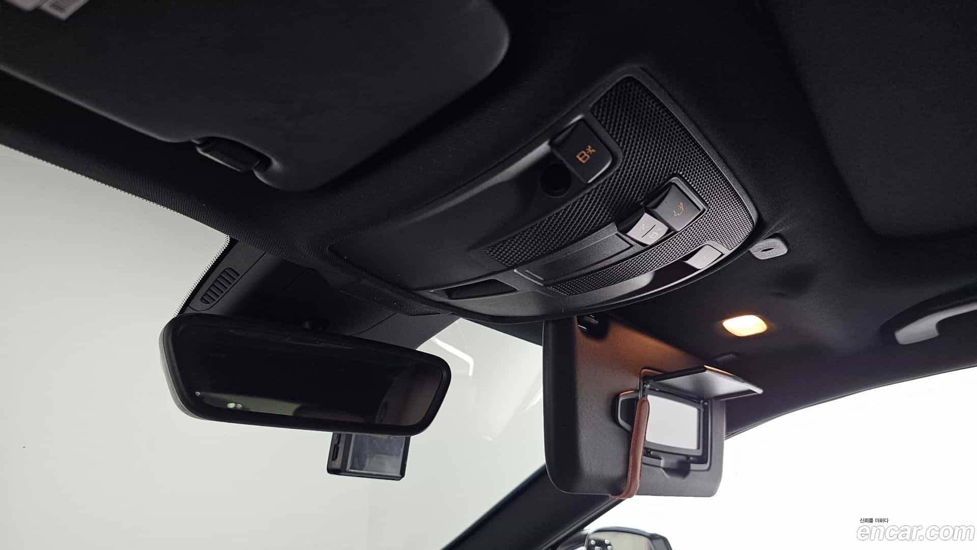 Q30 Infiniti 2019.10-OPTION-042