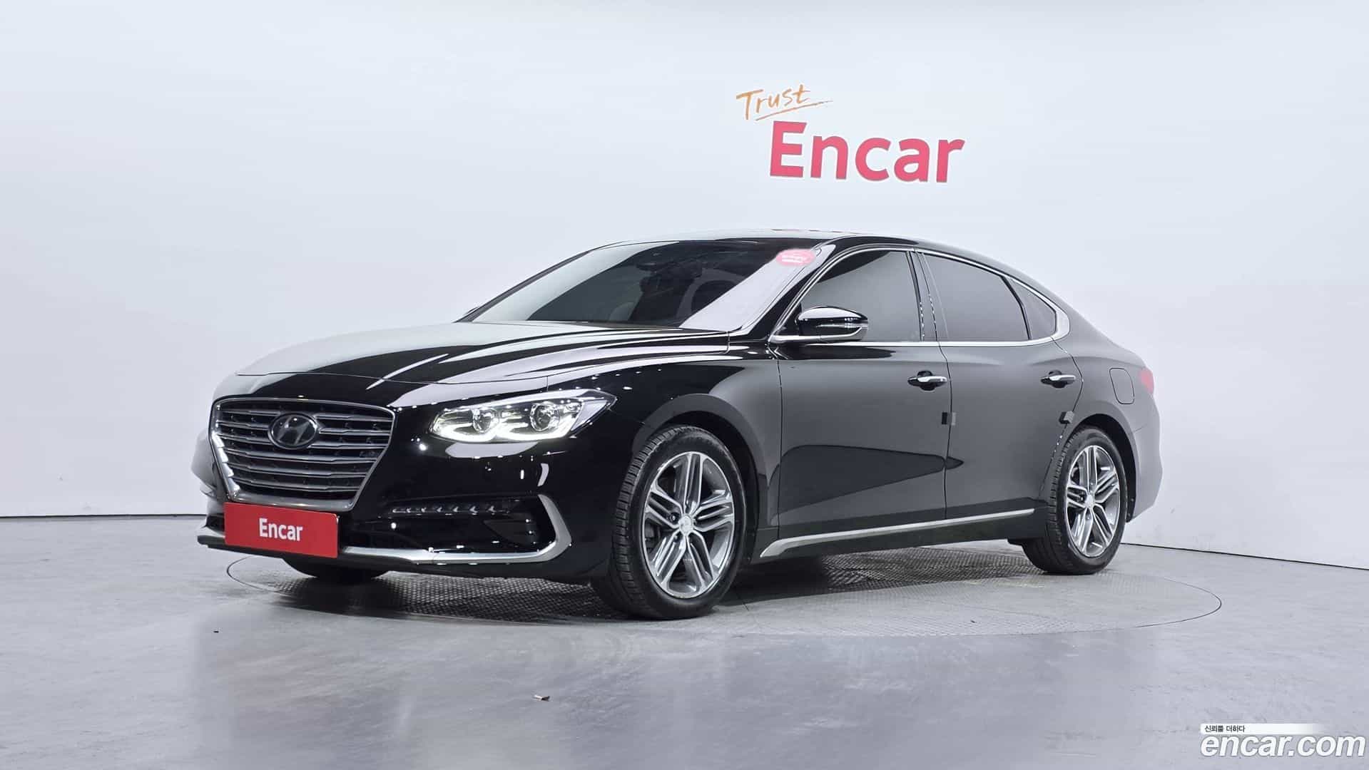 Grandeur Hyundai 2018.1-OUTER-001