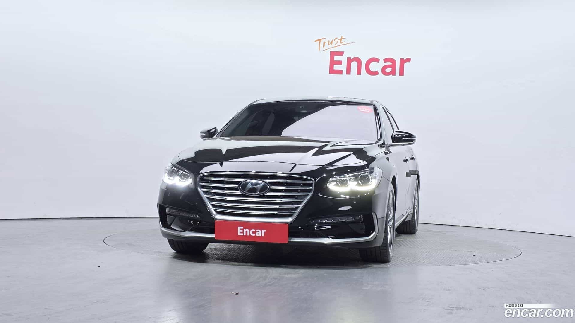 Grandeur Hyundai 2018.1-OUTER-003