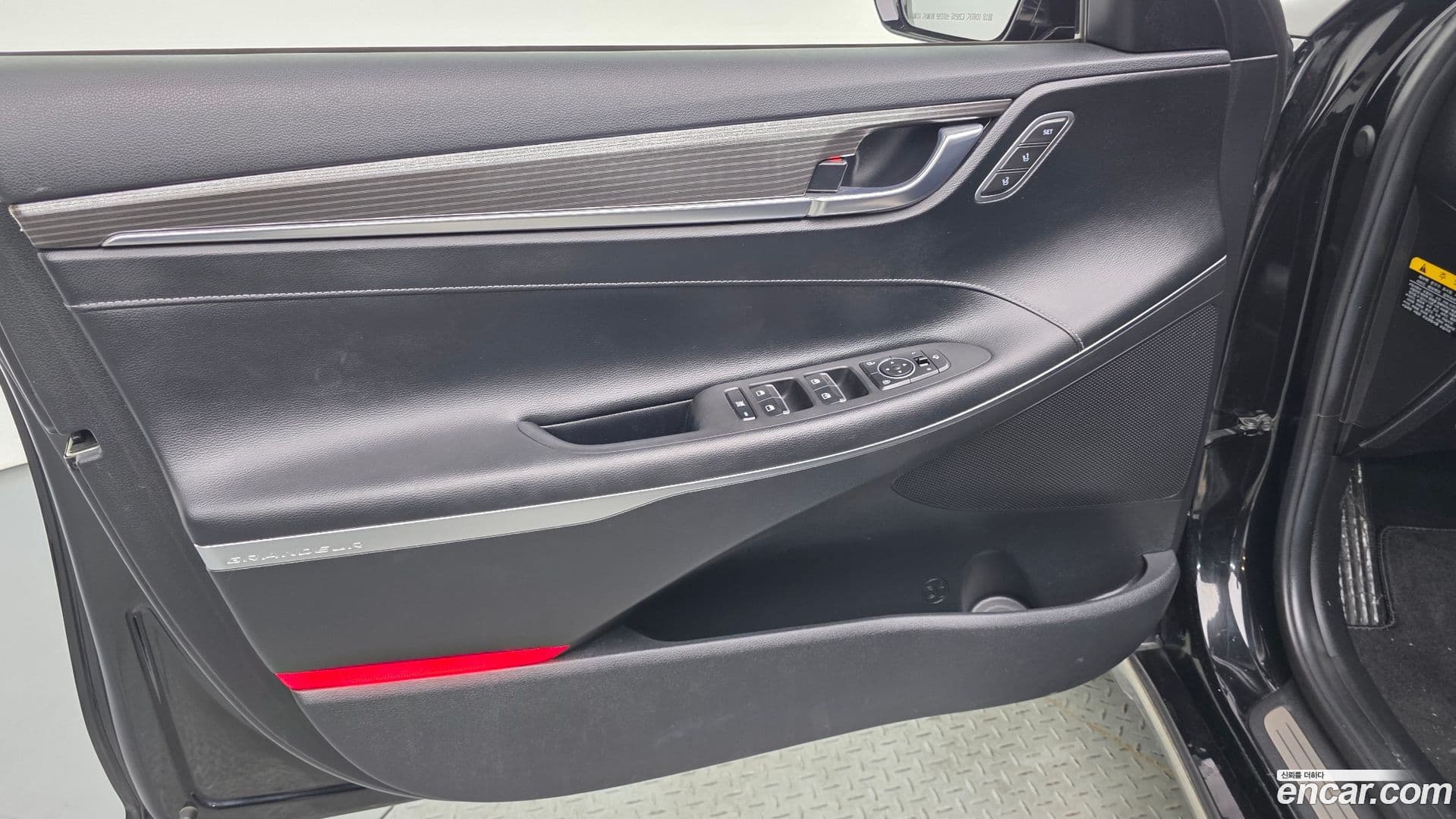 Main__Slider__Photo:Grandeur Hyundai 2018.1-23