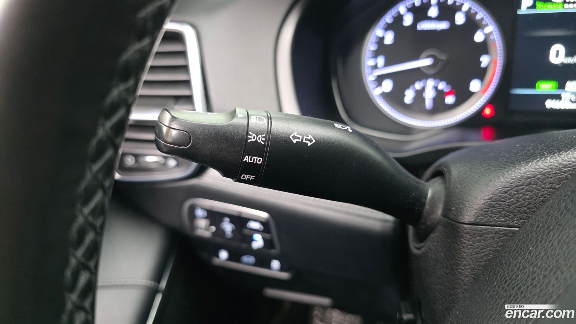 Main__Slider__Photo:Grandeur Hyundai 2018.1-26