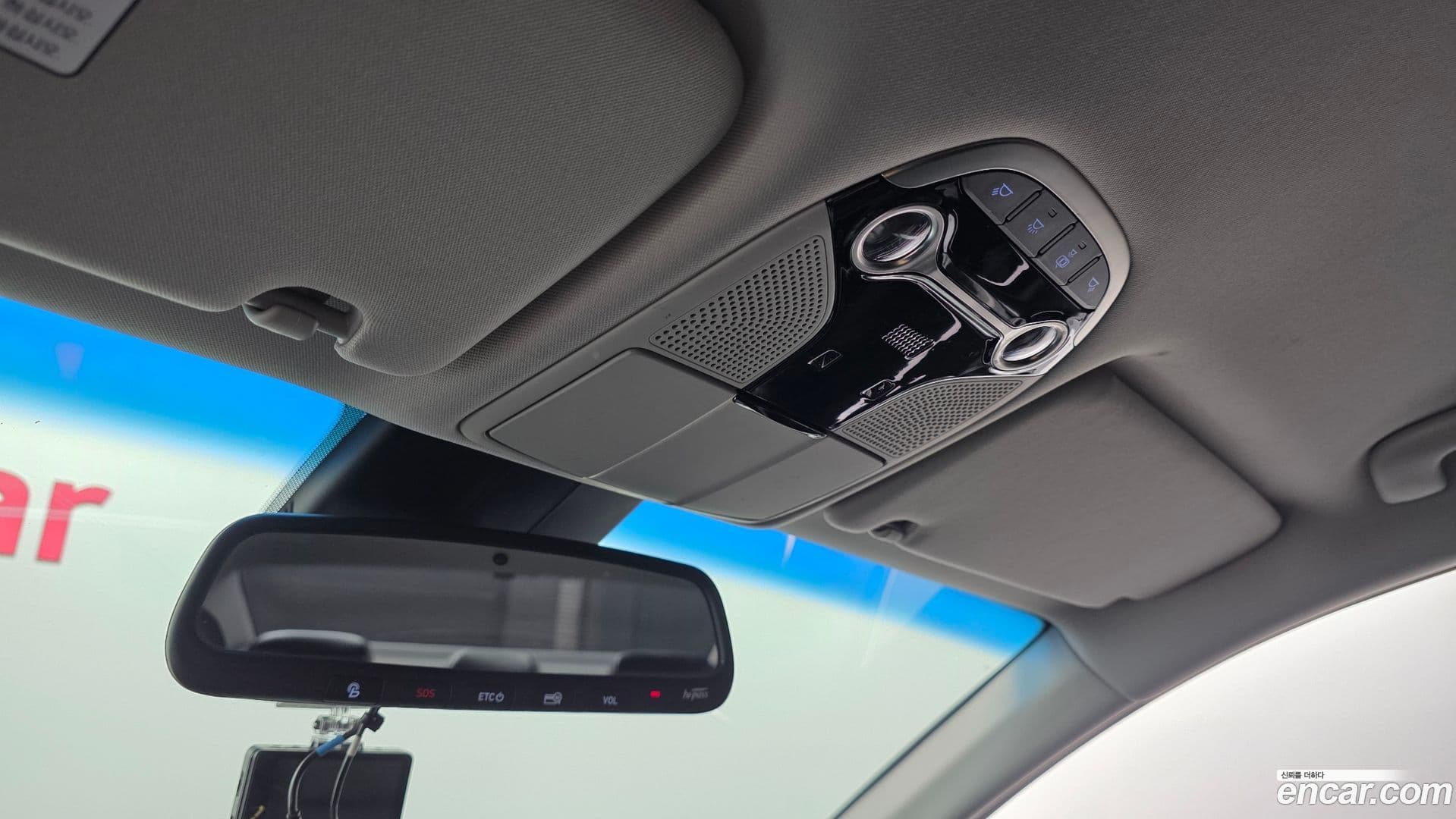Main__Slider__Photo:Grandeur Hyundai 2018.1-28