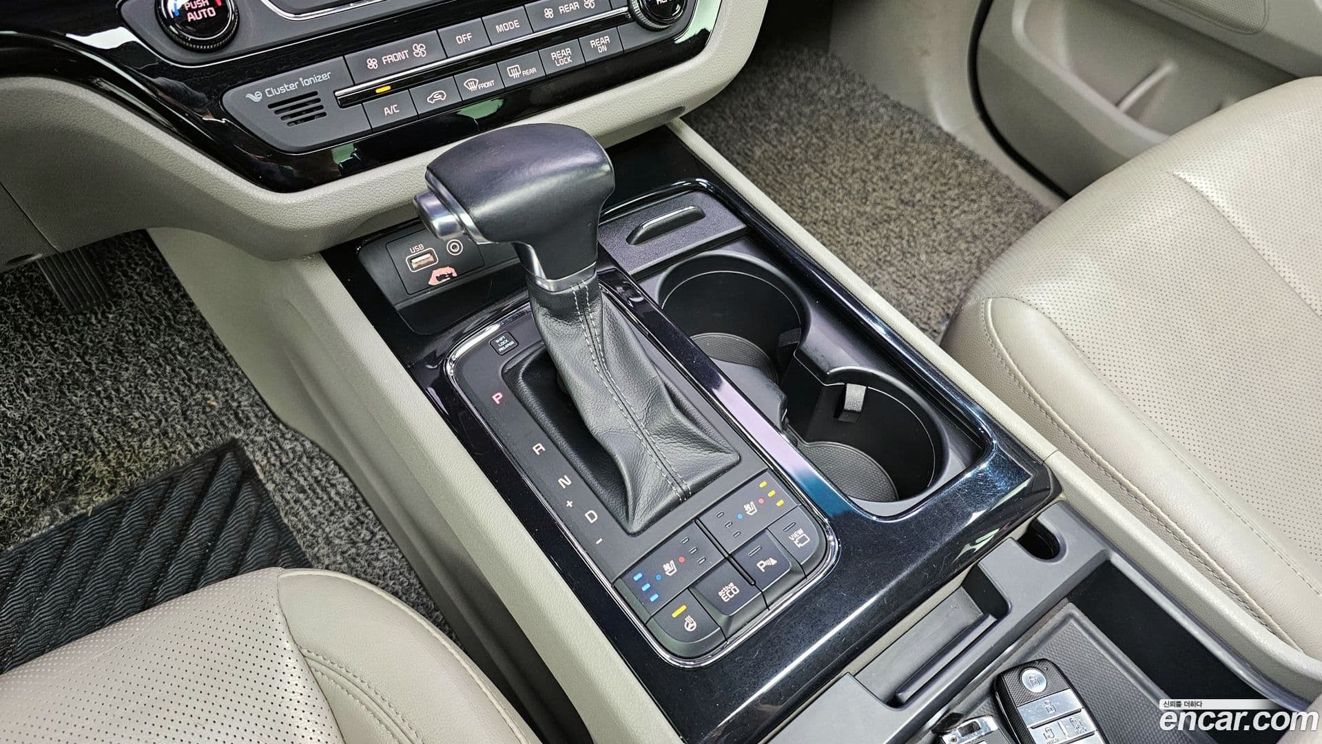 Main__Slider__Photo:Canival Kia 2018.4-8