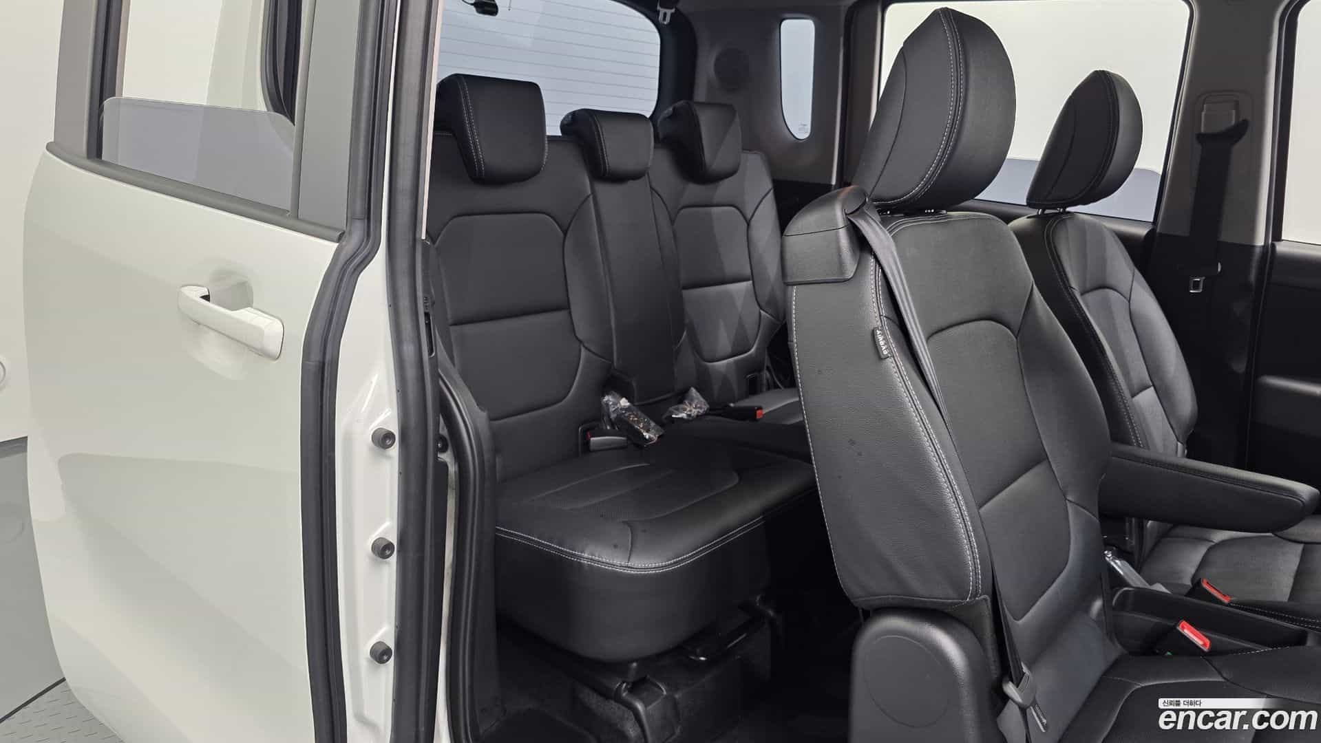 RAY Kia 2025.1-INNER-036