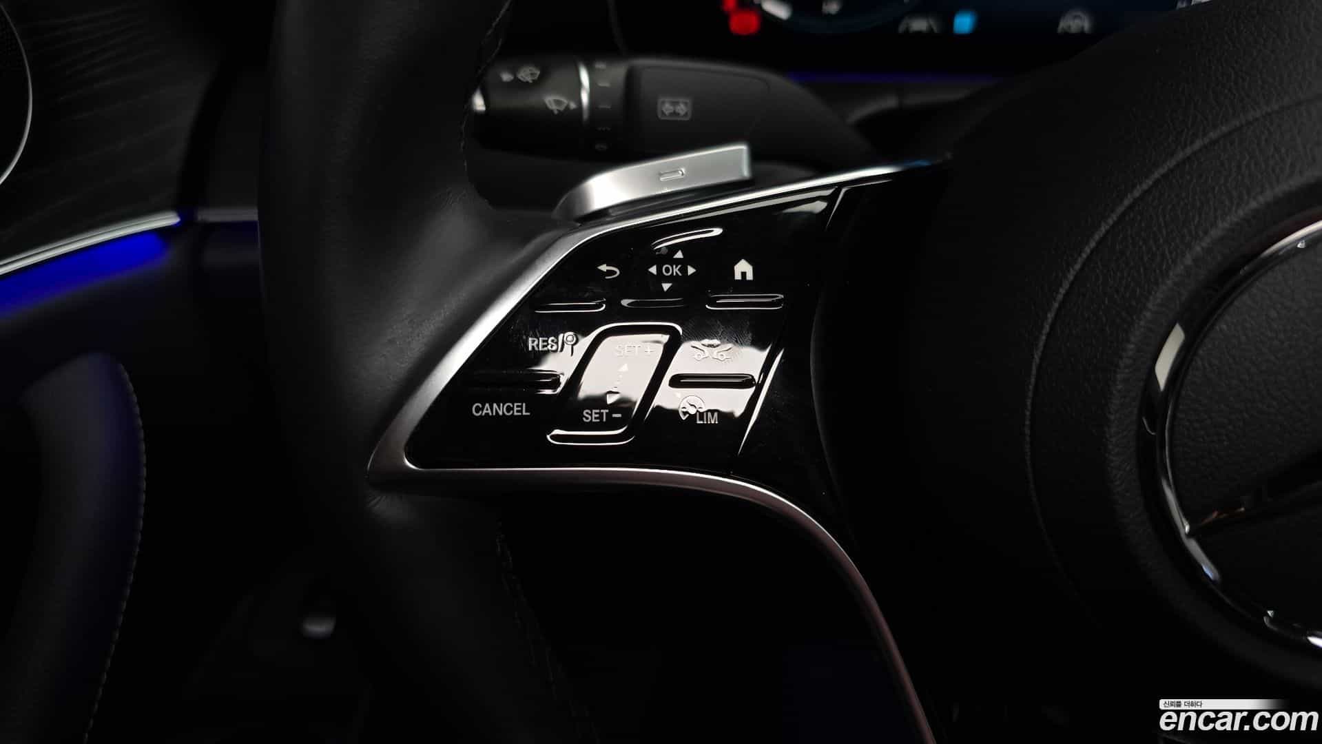 E-Class Mercedes-Benz 2022.1-OPTION-021