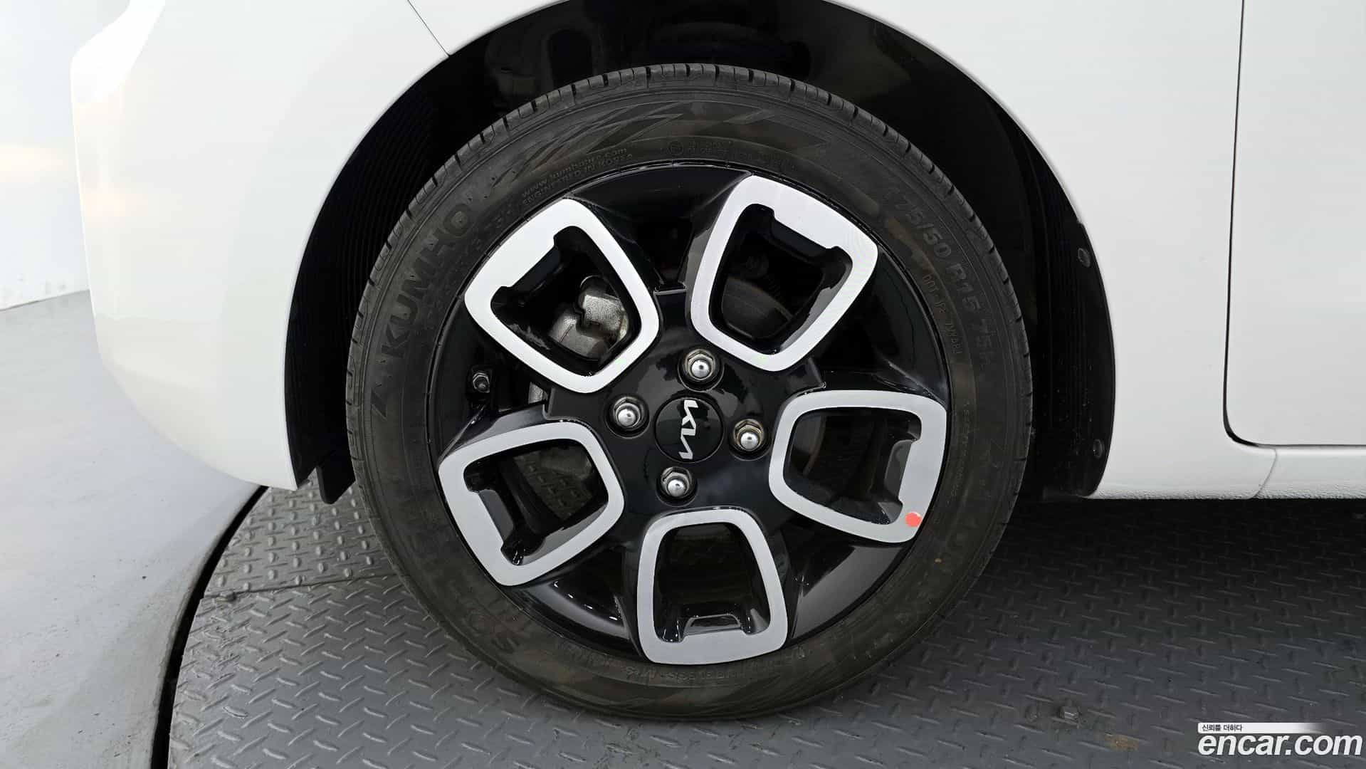 RAY Kia 2022.8-OUTER-005