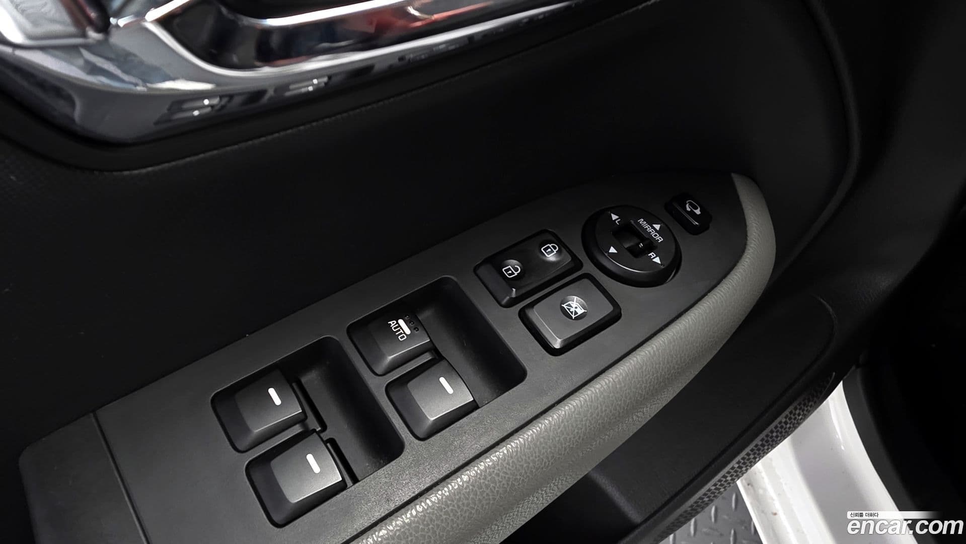Main__Slider__Photo:RAY Kia 2022.8-19