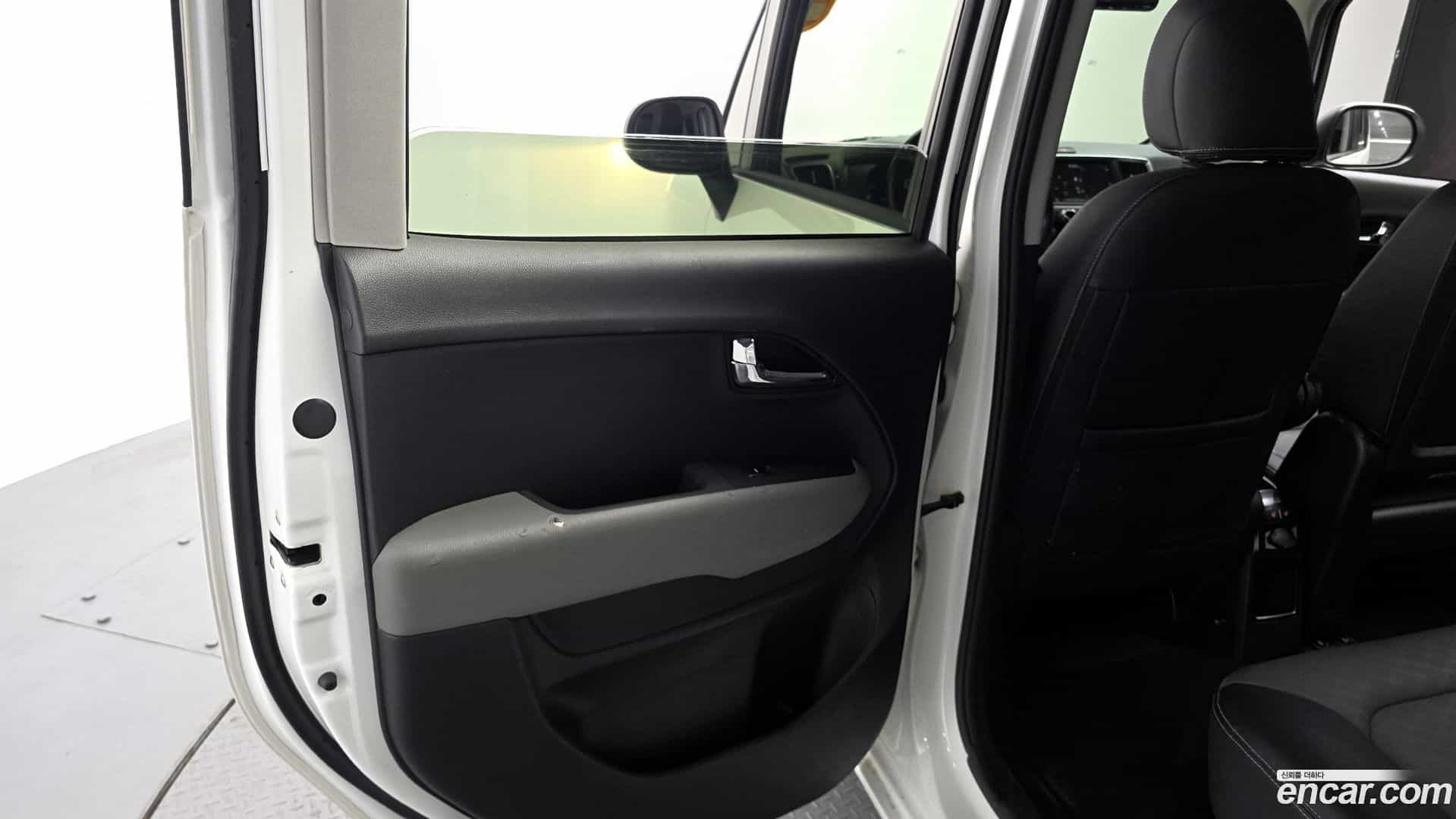 RAY Kia 2022.8-INNER-035